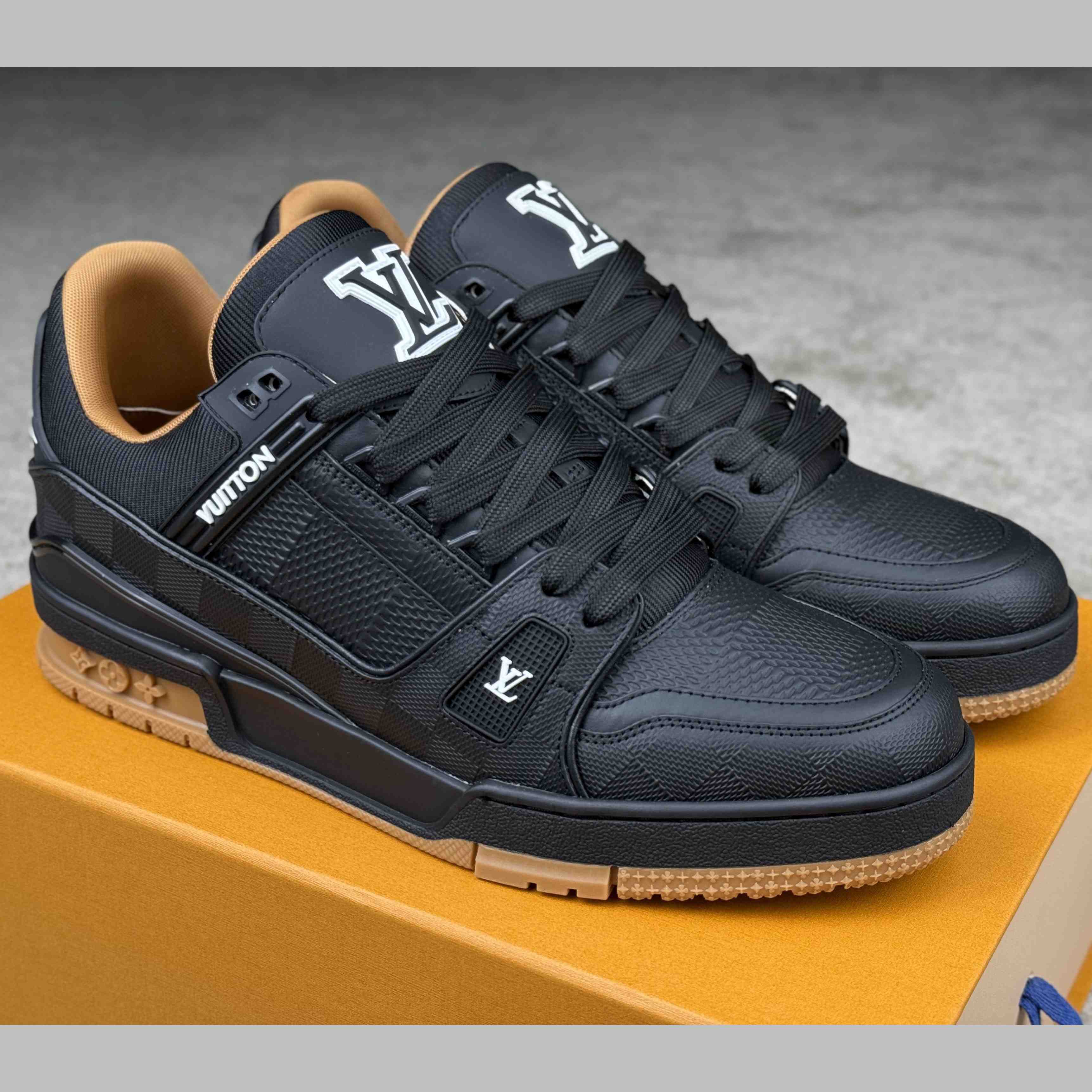 Louis Vuitton LV Trainer Sneaker   1AHTT5 - DopestKickz