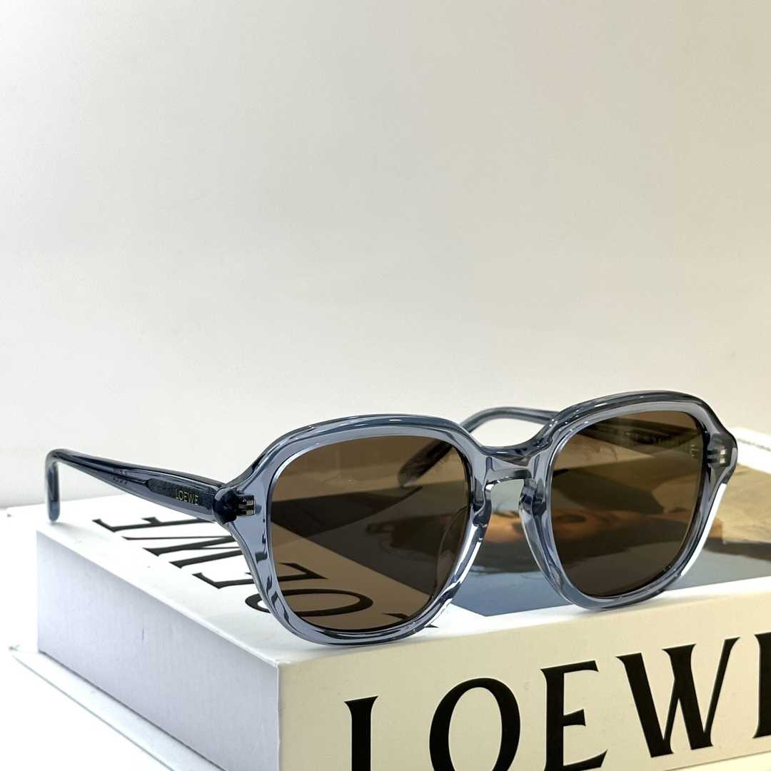 Loewe Alpha Slim sunglasses  LW40163I - DopestKickz