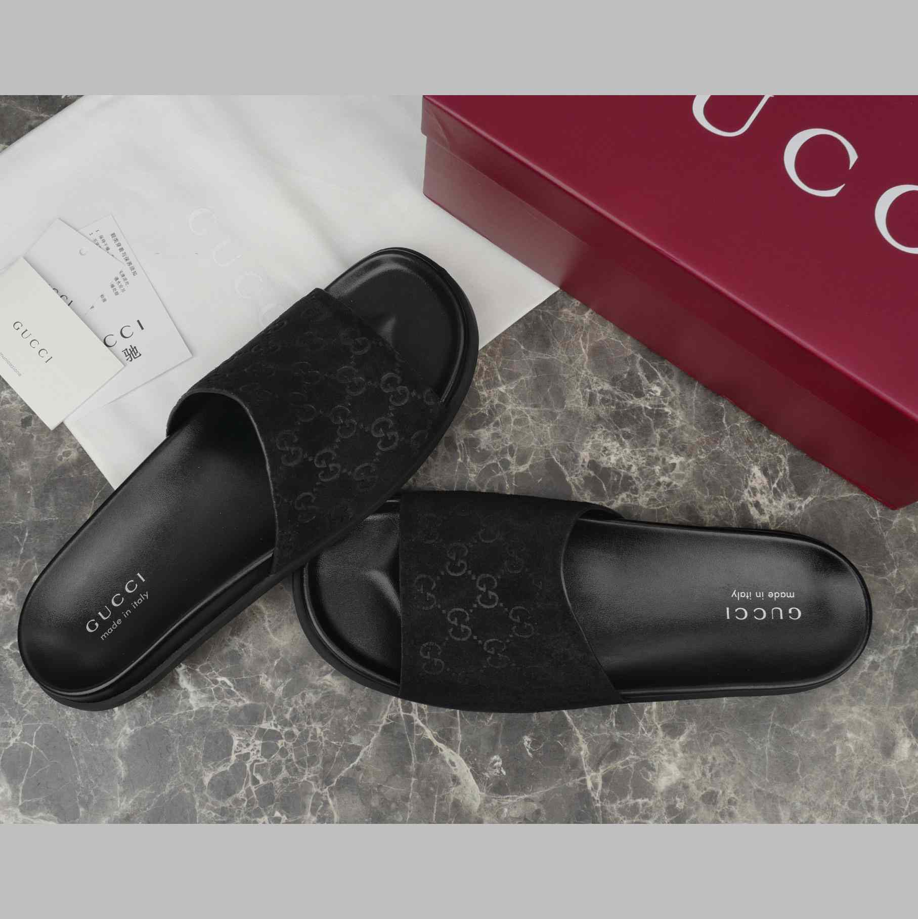 Gucci Men's Slide Sandal - DopestKickz