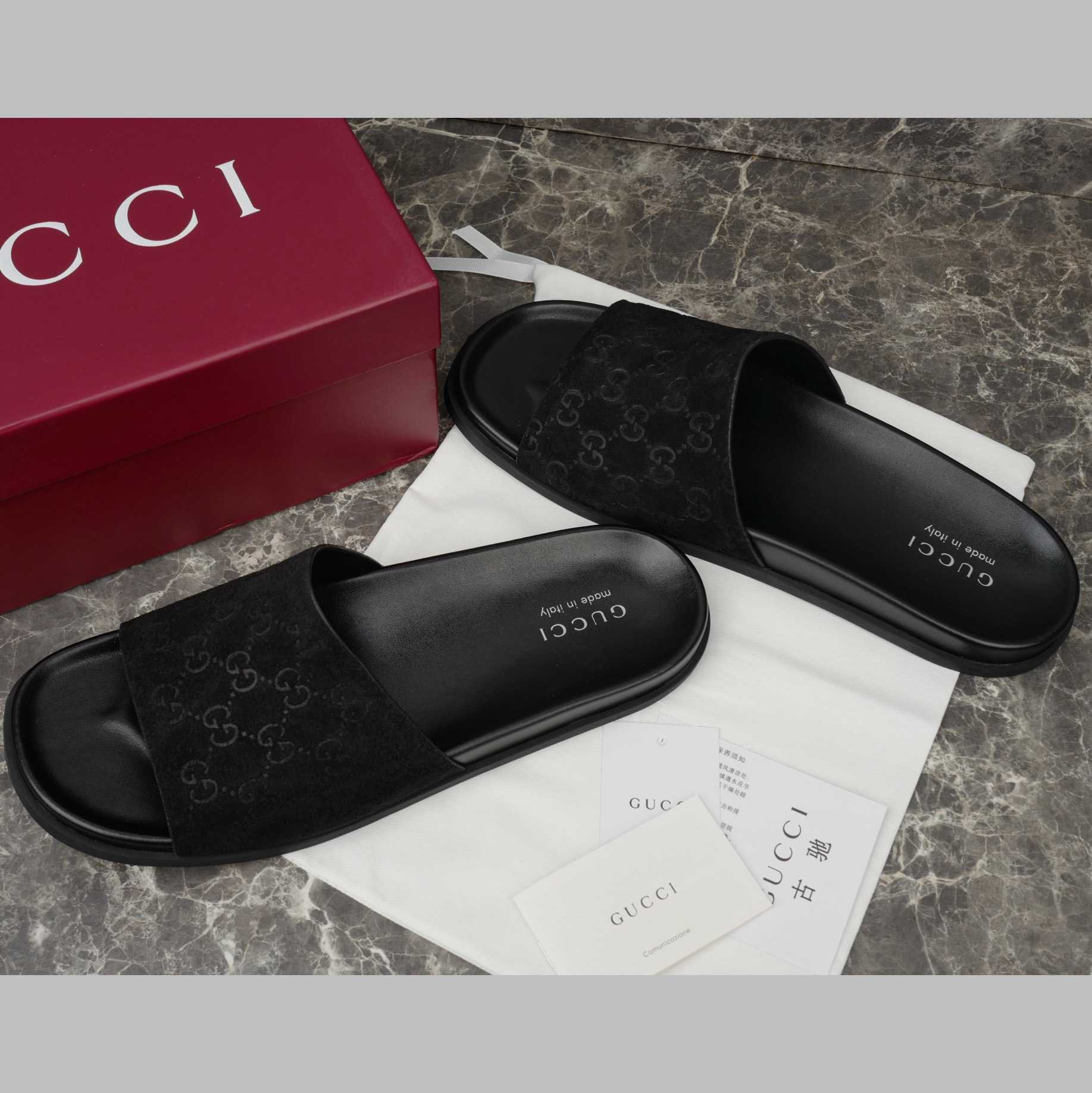 Gucci Men's Slide Sandal - DopestKickz