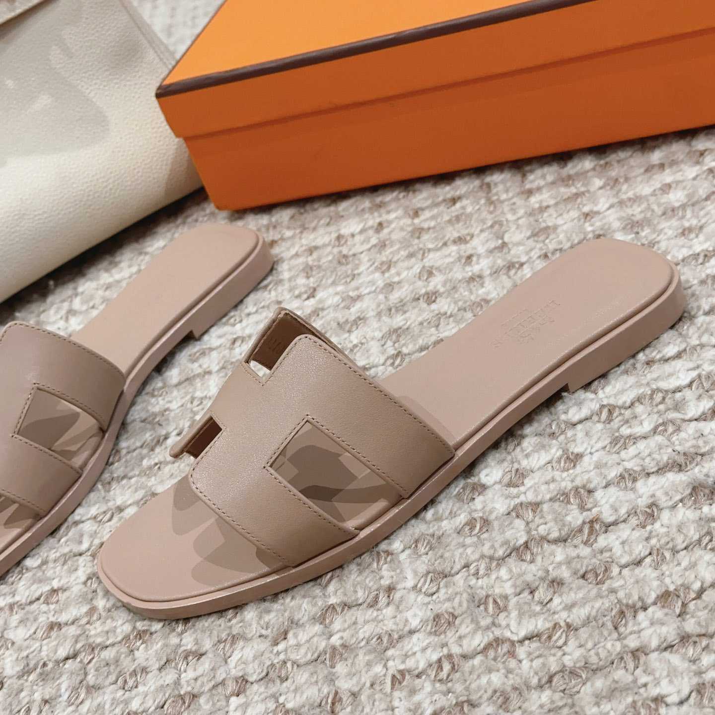 Hermes Oran Sandal - DopestKickz