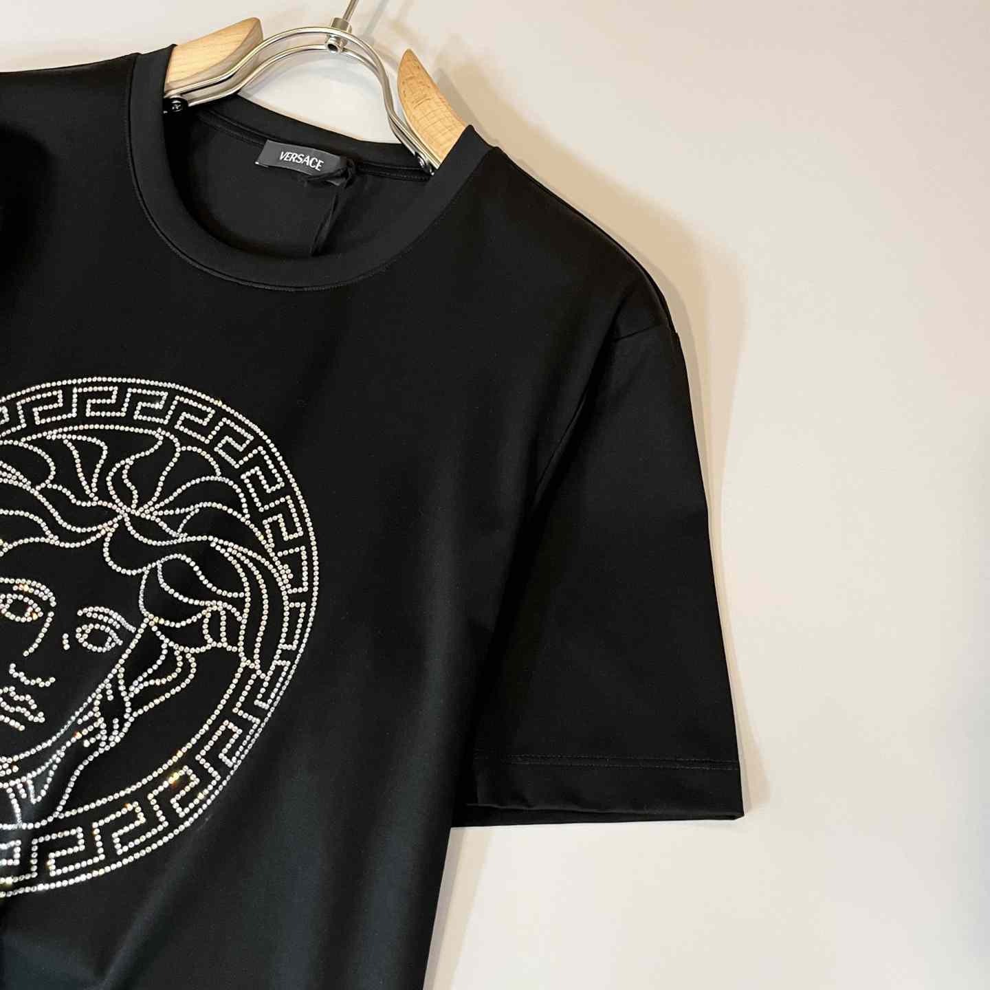 Versace Medusa T-shirt - DopestKickz