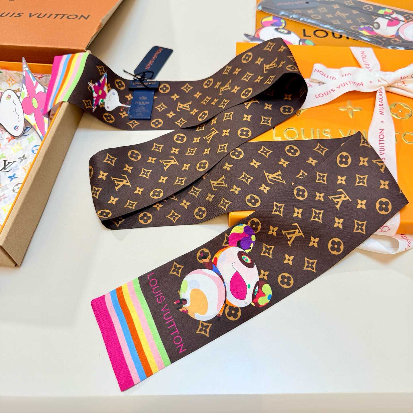 Louis Vuitton LV x TM Superflat Character Bandeau   M96083 - DopestKickz