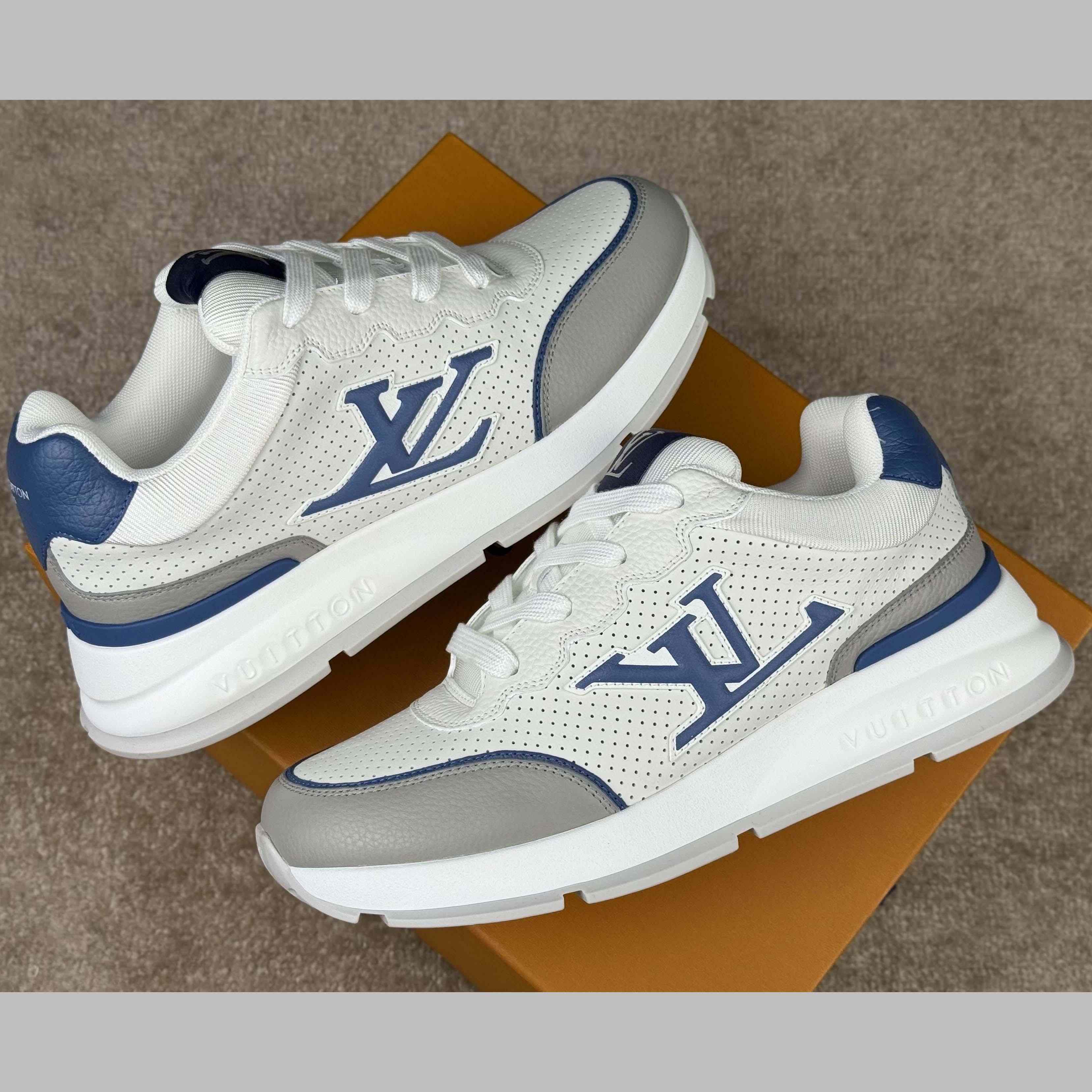 Louis Vuitton LV Classic Sneaker   1AHSV0 - DopestKickz