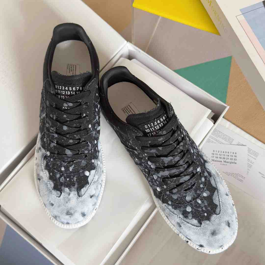 Maison Margiela Replica 'Paint Splatter - Black' - DopestKickz