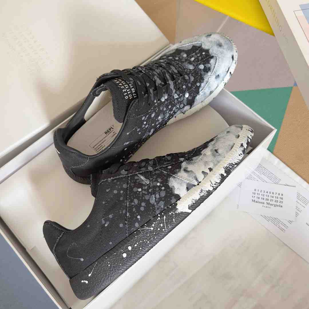 Maison Margiela Replica 'Paint Splatter - Black' - DopestKickz