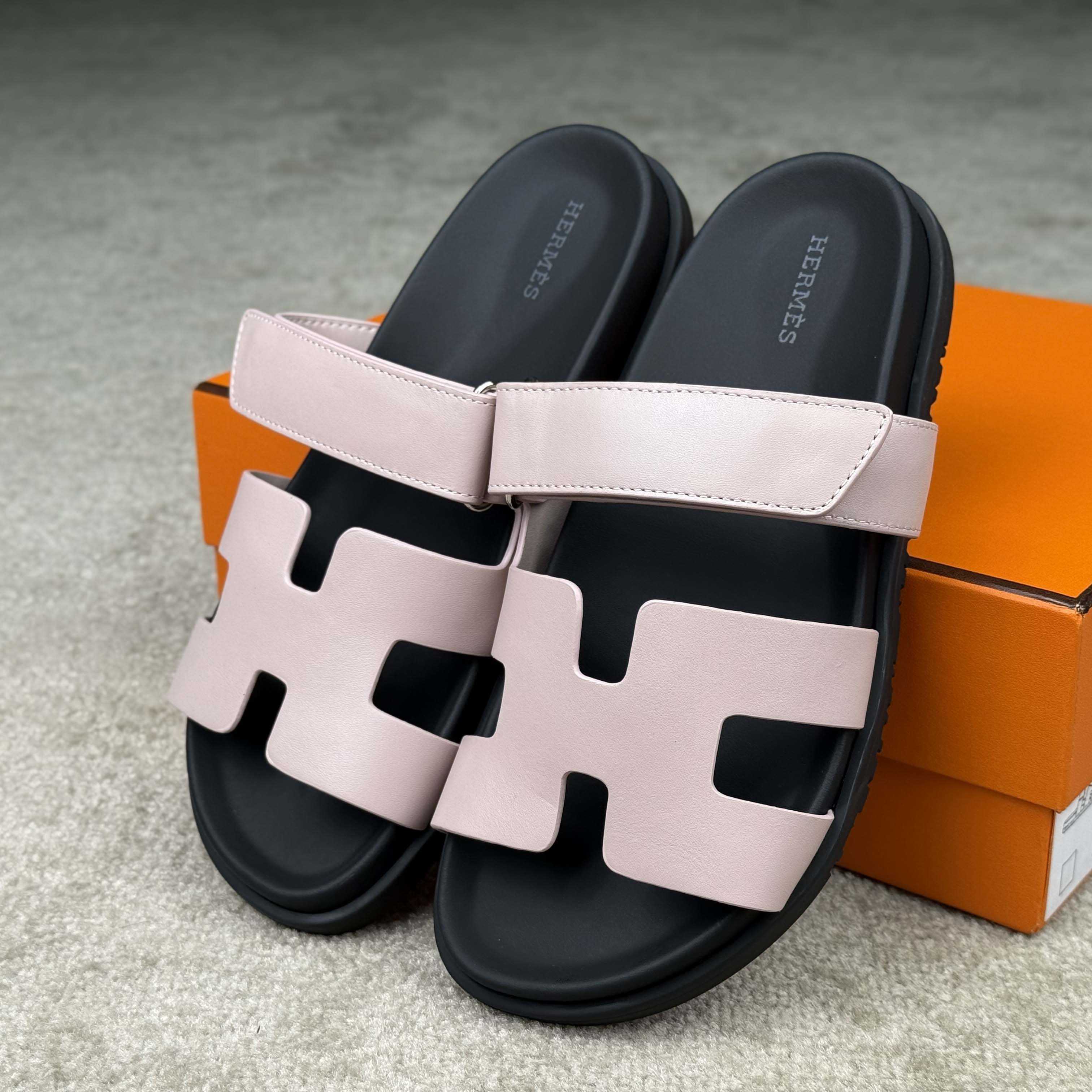 Hermes Chypre Sandal - DopestKickz
