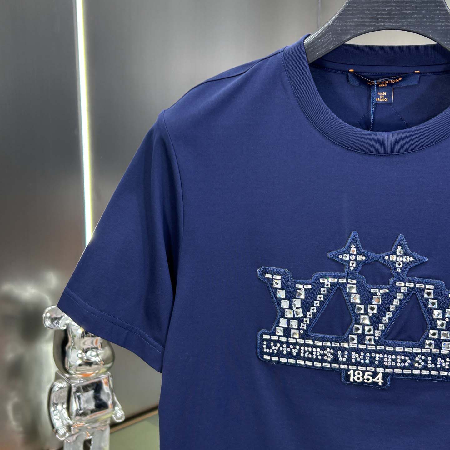 Louis Vuitton Embellished Cotton T-Shirt   1AHCNN - DopestKickz