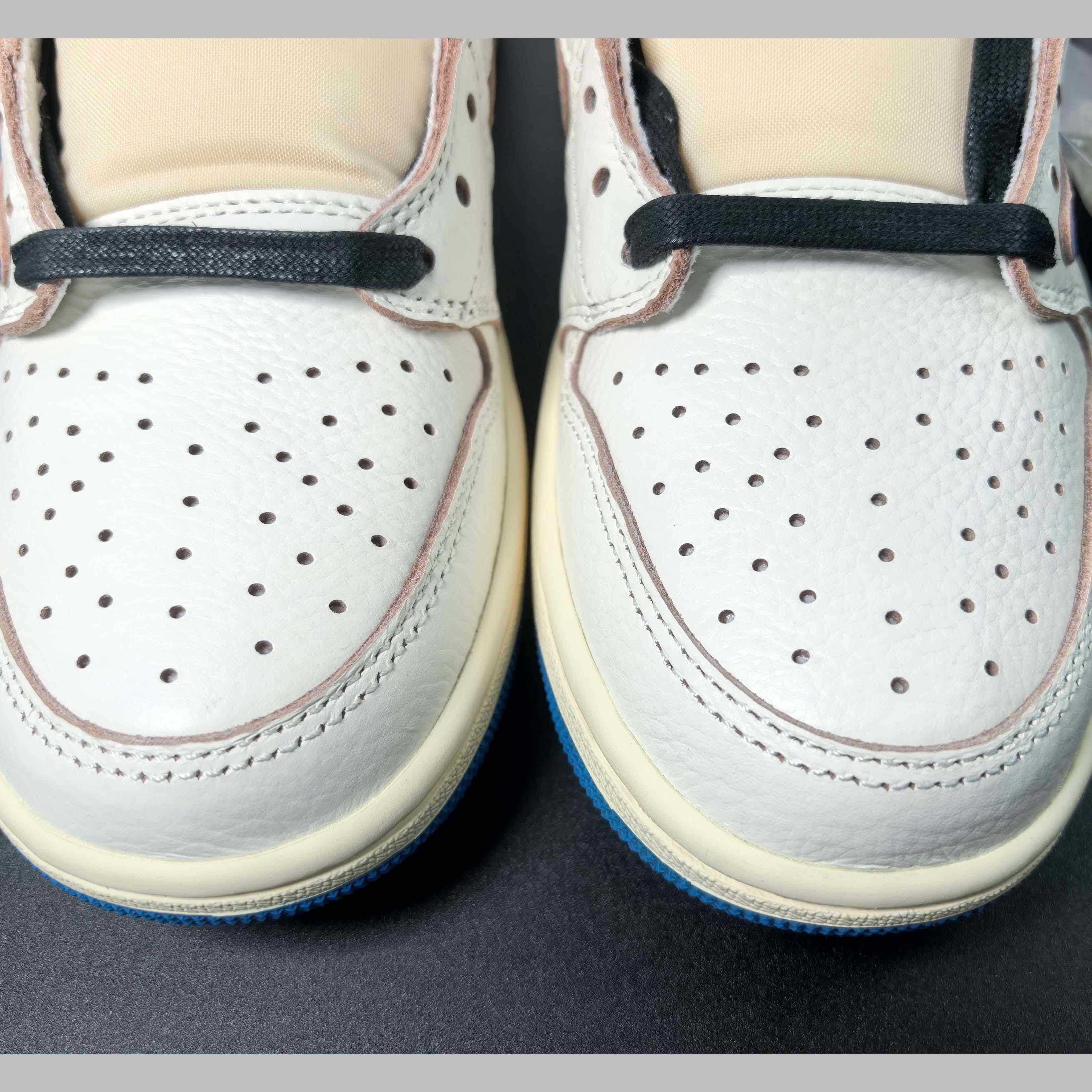 ​Travis Scott x Fragment x Air Jordan 1 Low OG Sneaker    DM7866-104 - DopestKickz