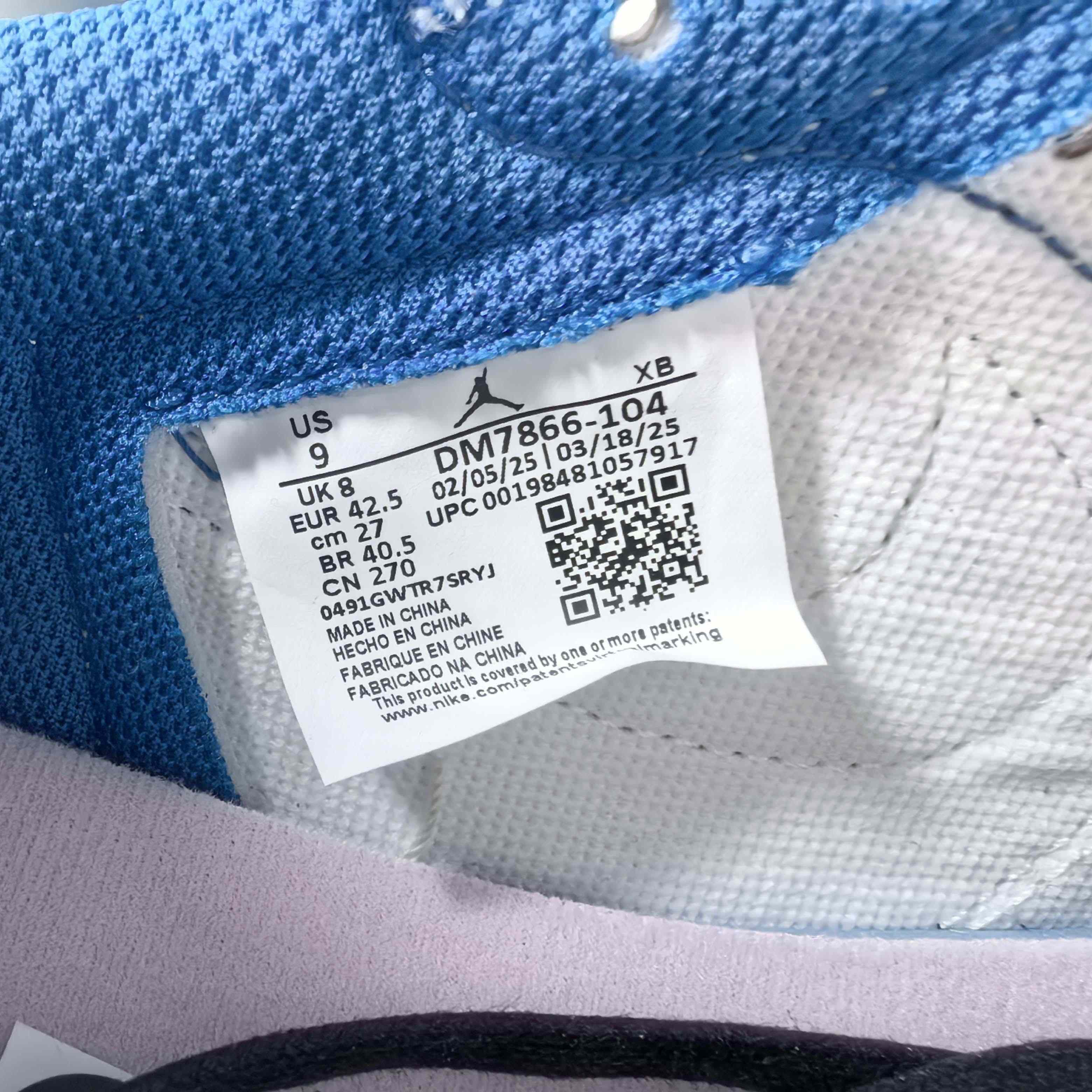 ​Travis Scott x Fragment x Air Jordan 1 Low OG Sneaker    DM7866-104 - DopestKickz