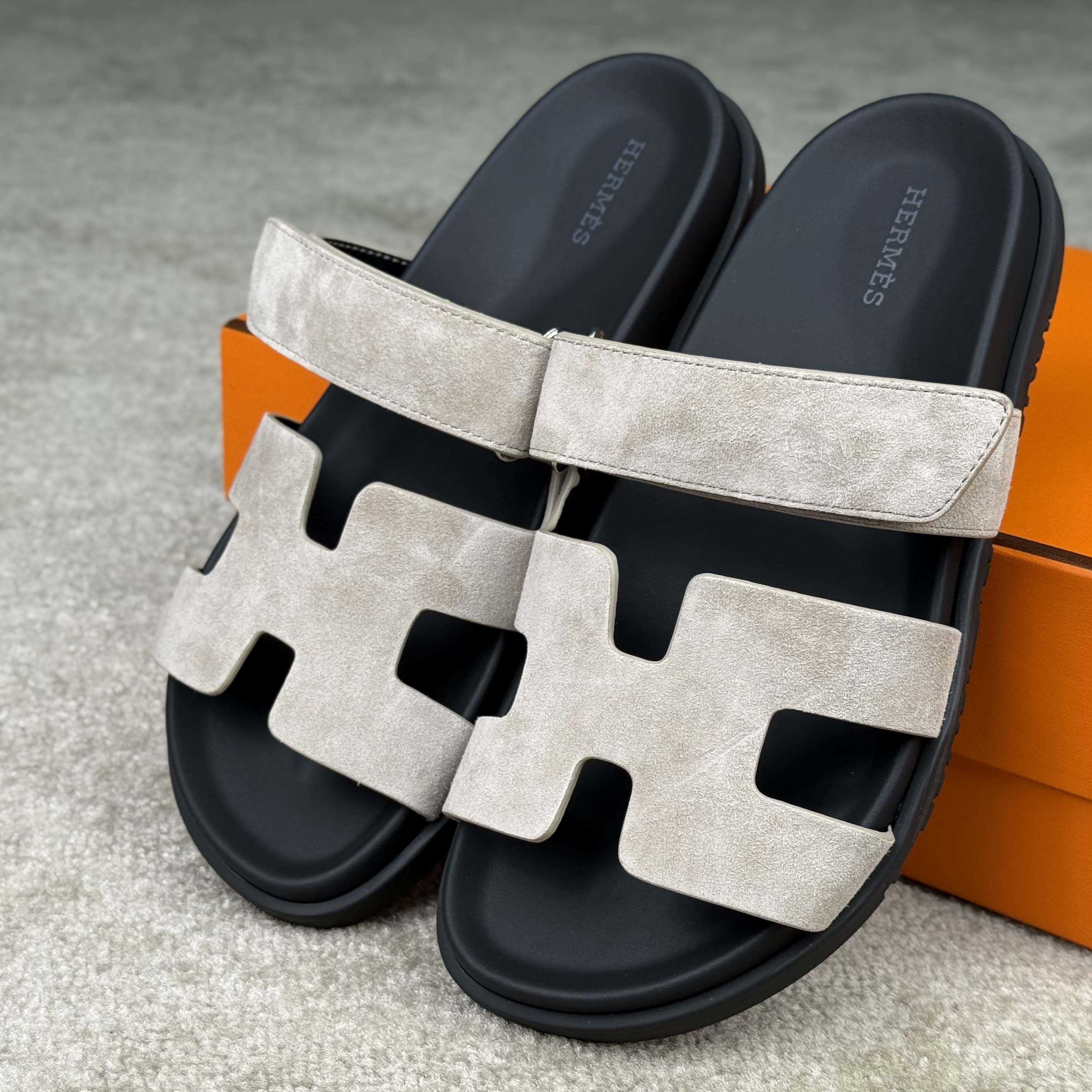 Hermes Chypre Sandal - DopestKickz