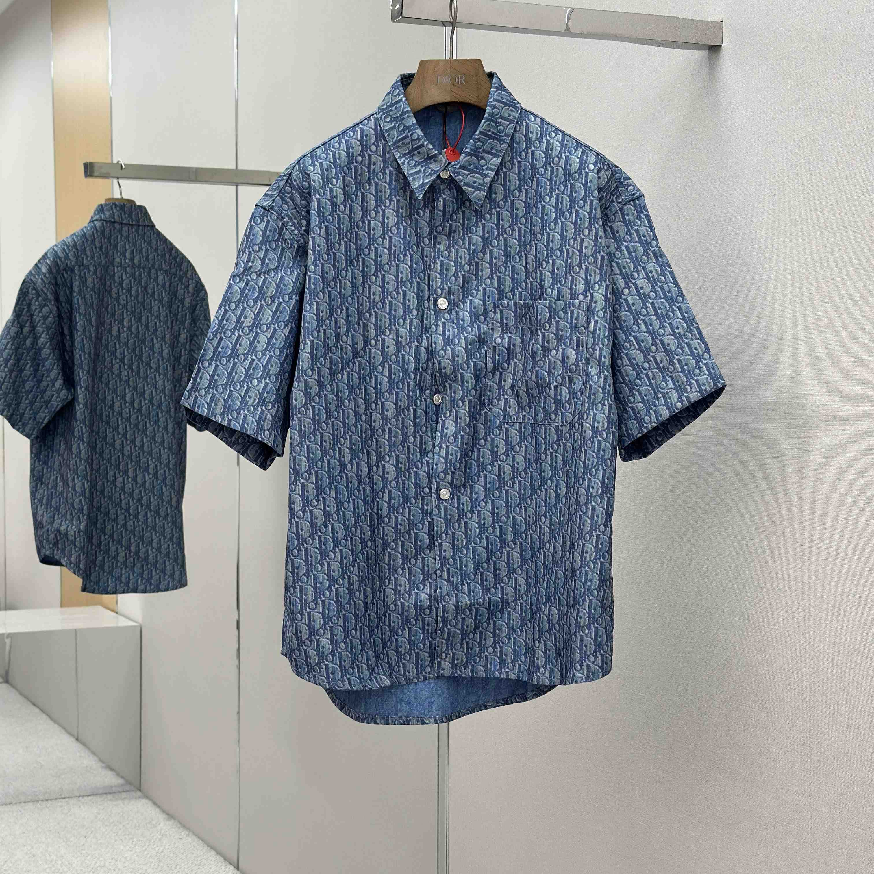 Dior Oblique Short-Sleeved Shirt - DopestKickz