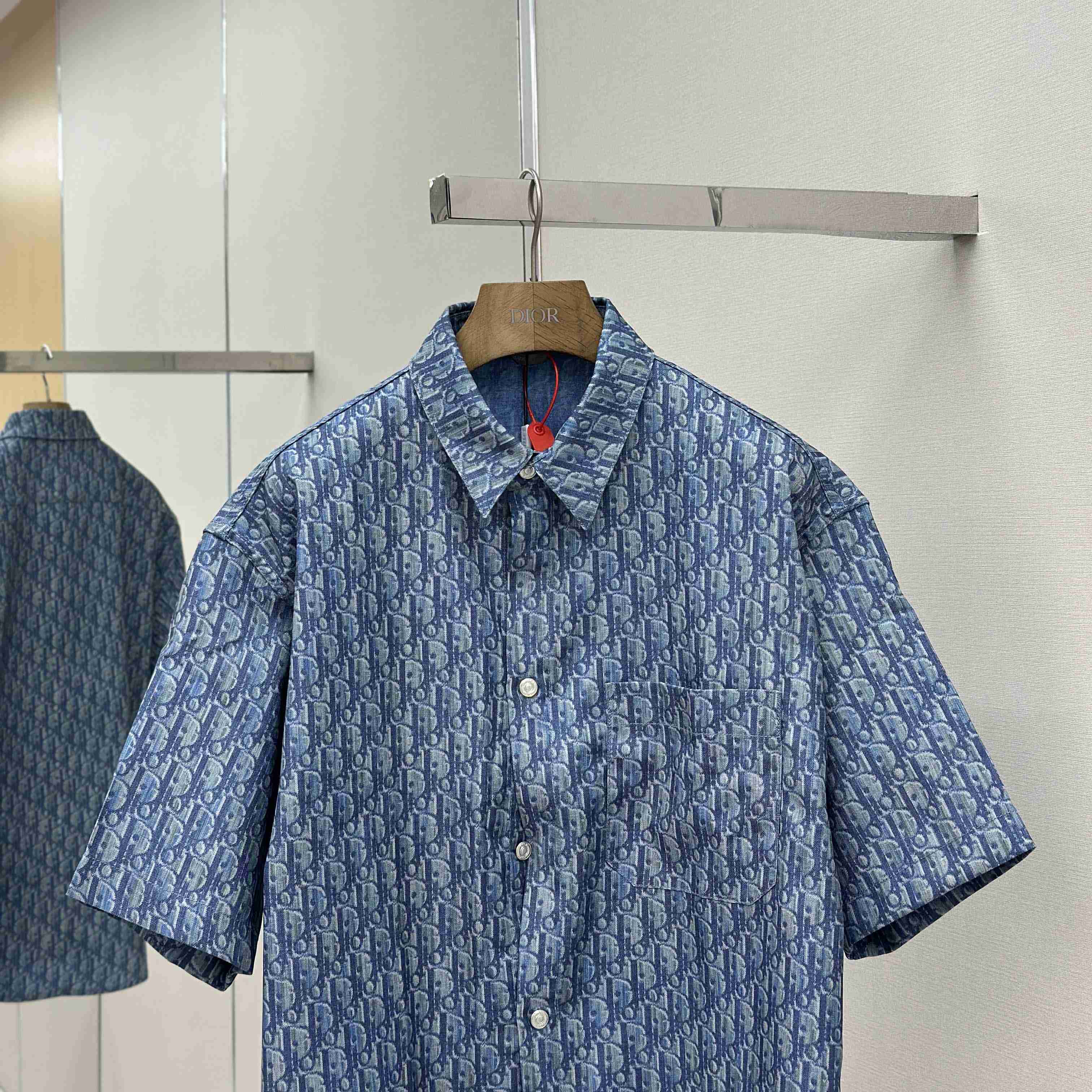 Dior Oblique Short-Sleeved Shirt - DopestKickz