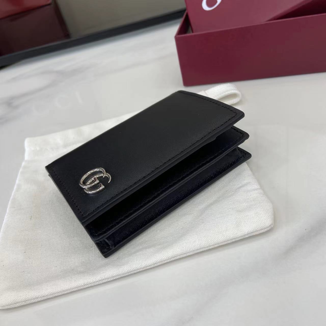 Gucci GG Marmont Bi-fold Card Case - DopestKickz