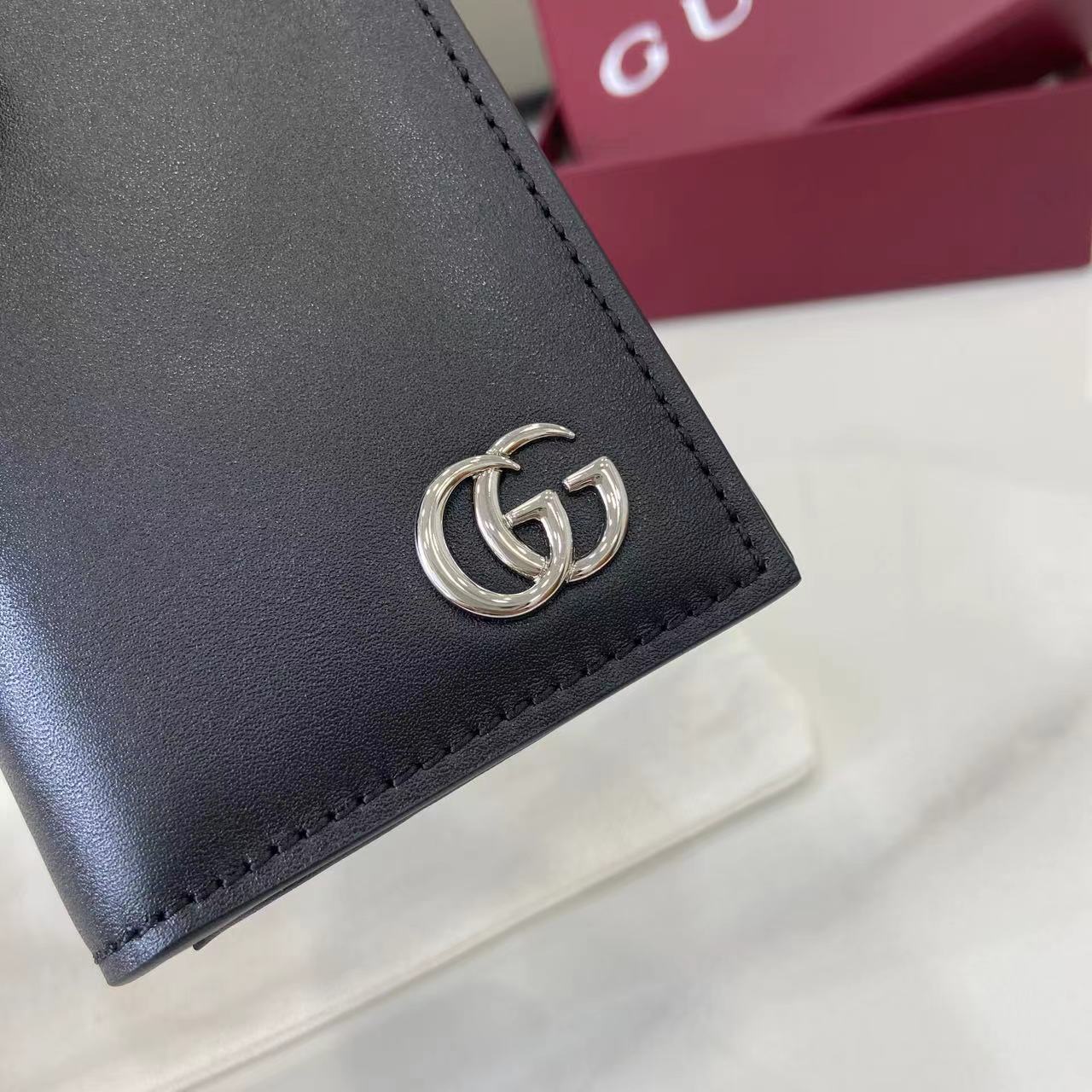 Gucci GG Marmont Bi-fold Card Case - DopestKickz