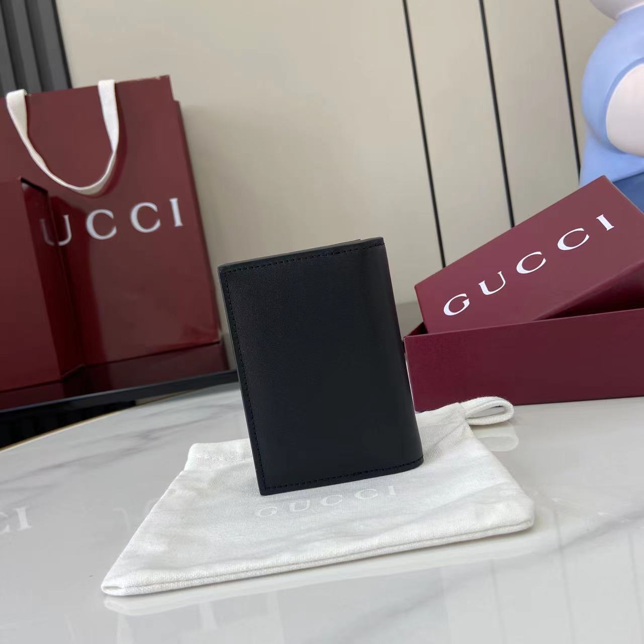 Gucci GG Marmont Bi-fold Card Case - DopestKickz