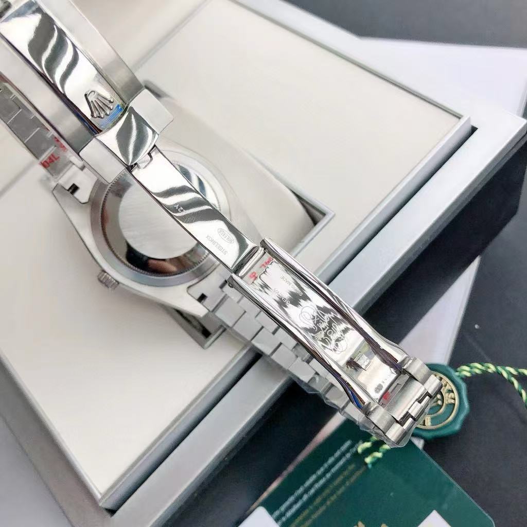 Rolex Datejust Watch   - DopestKickz