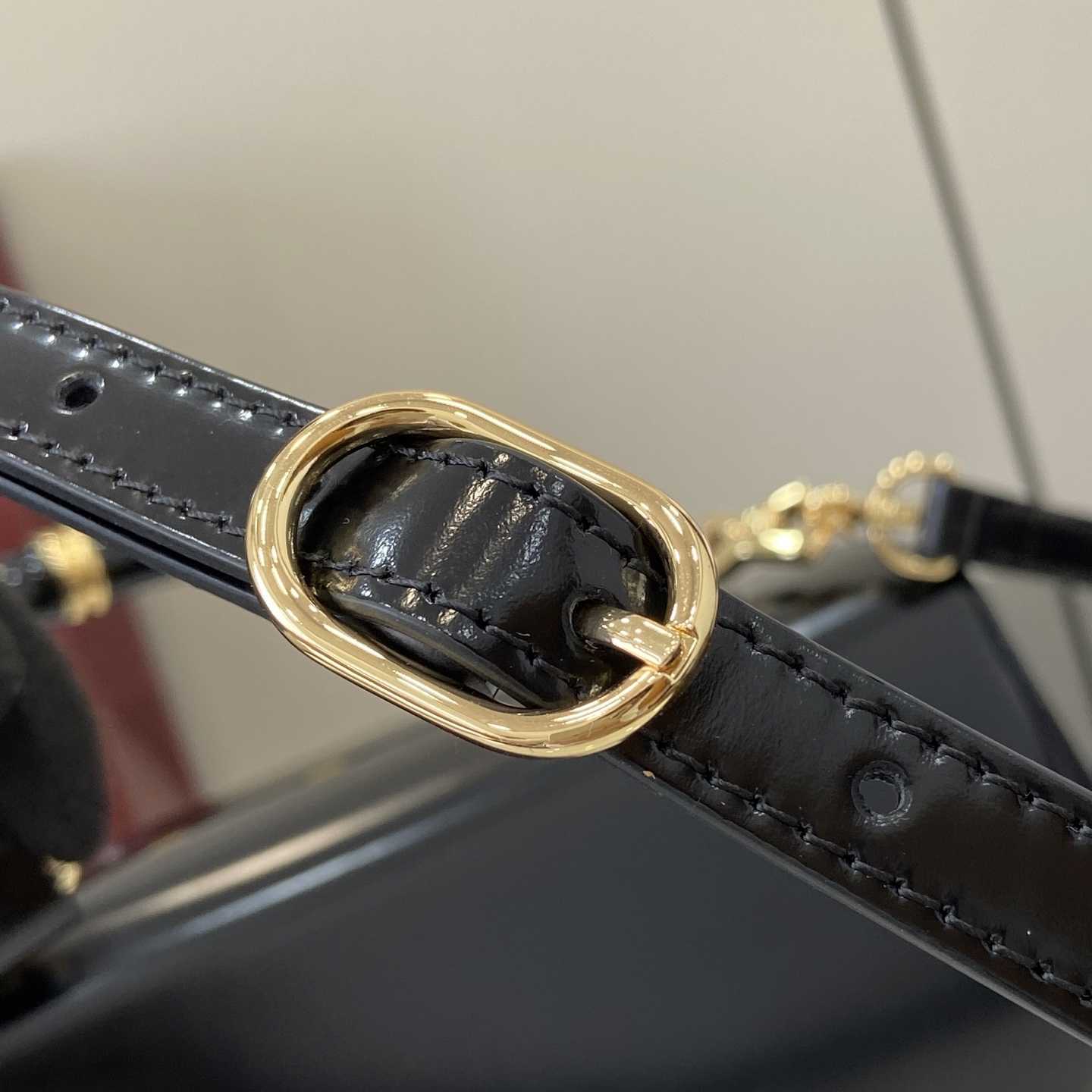 Gucci Bamboo DIva Medium Bag - DopestKickz