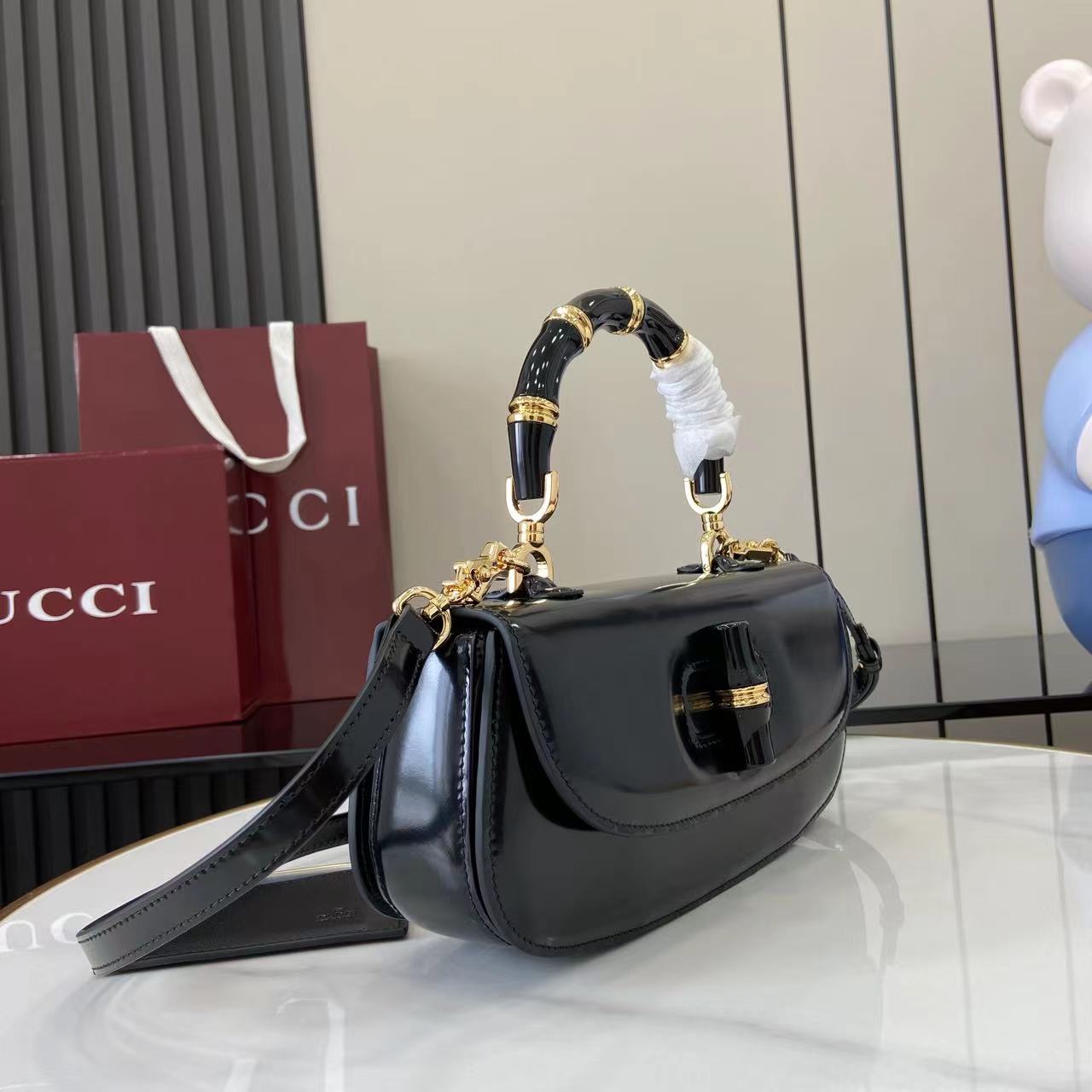 Gucci Bamboo DIva Medium Bag - DopestKickz