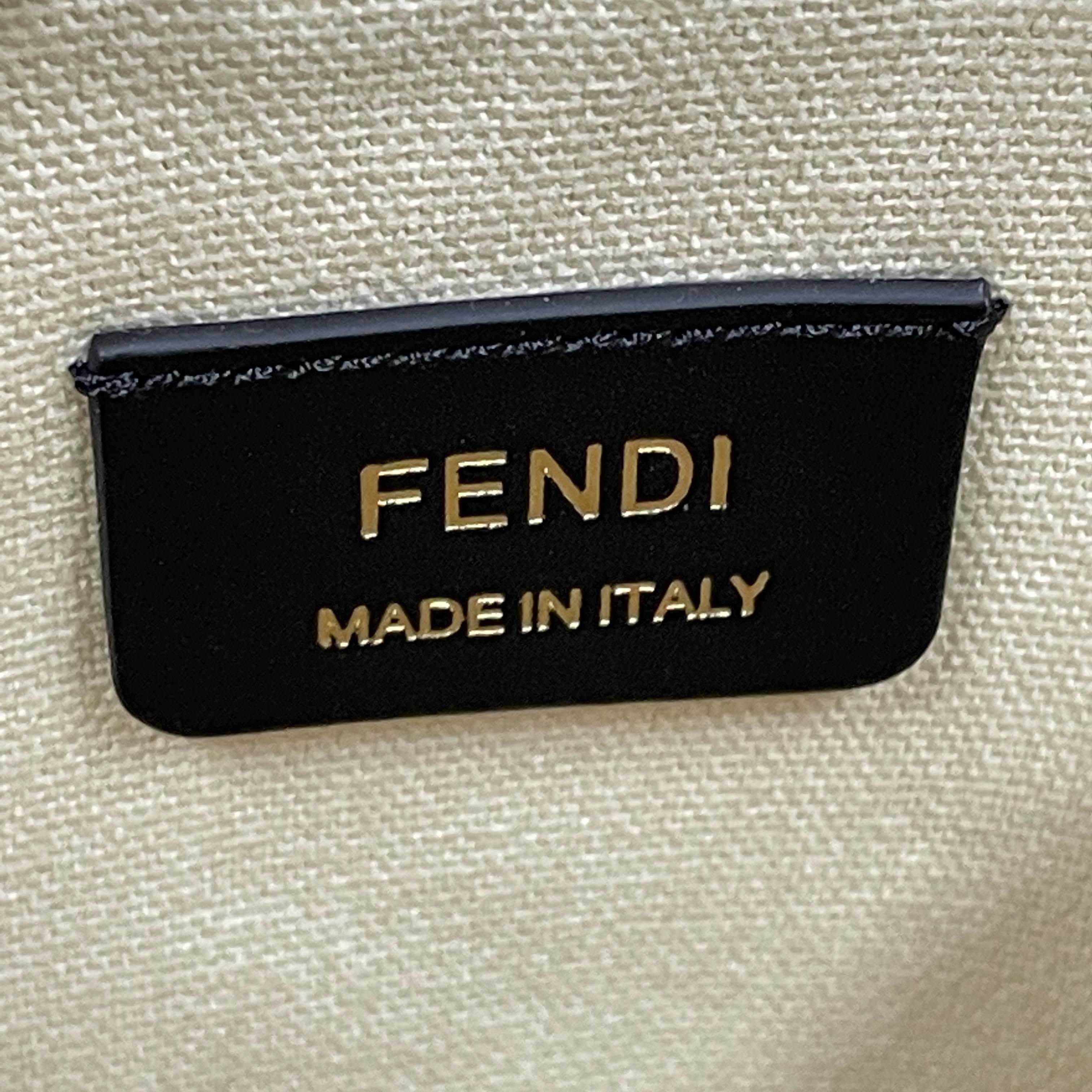 Fendi Mon Tresor Leather White  12×18×10cm - DopestKickz