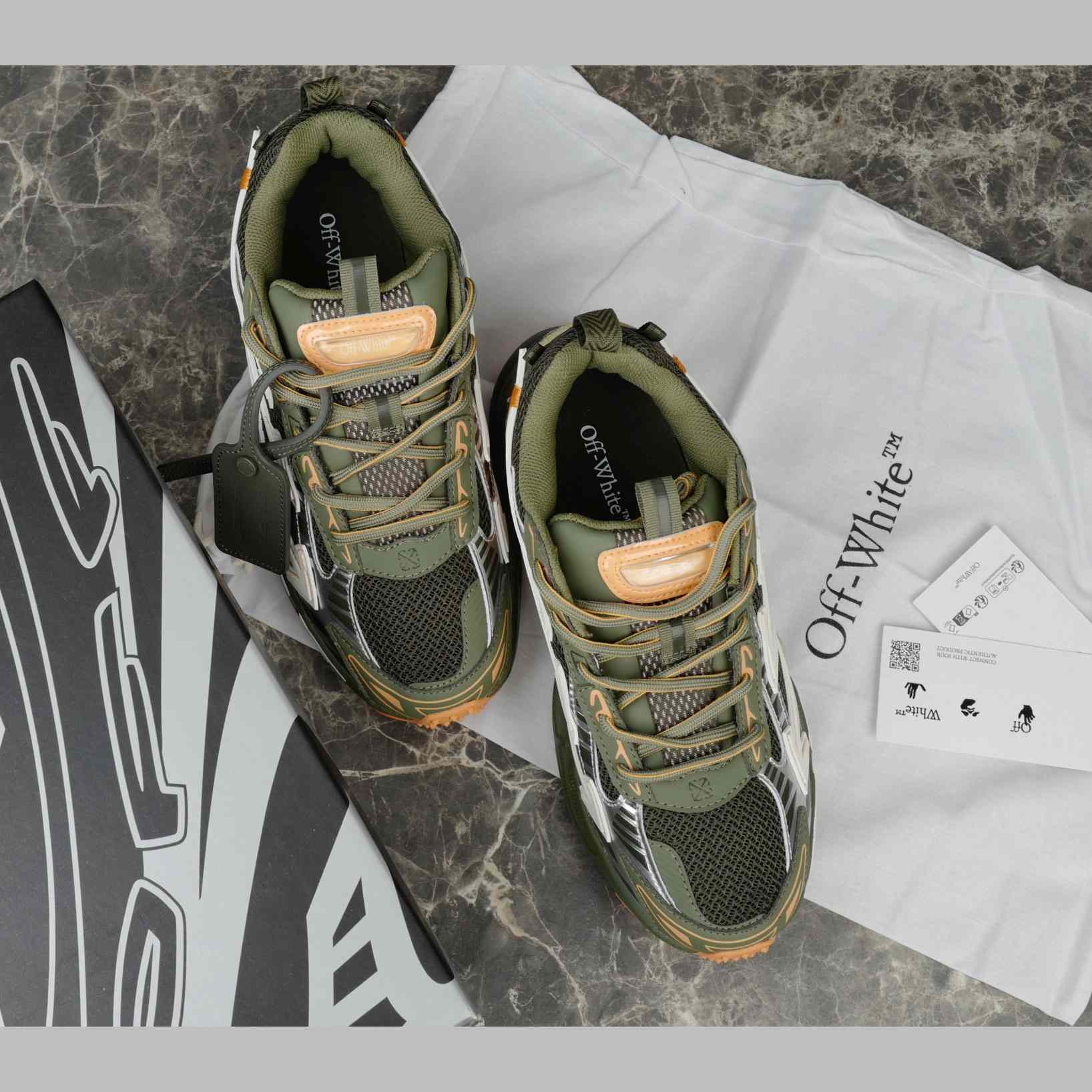 Off-White Be Right Back - DopestKickz