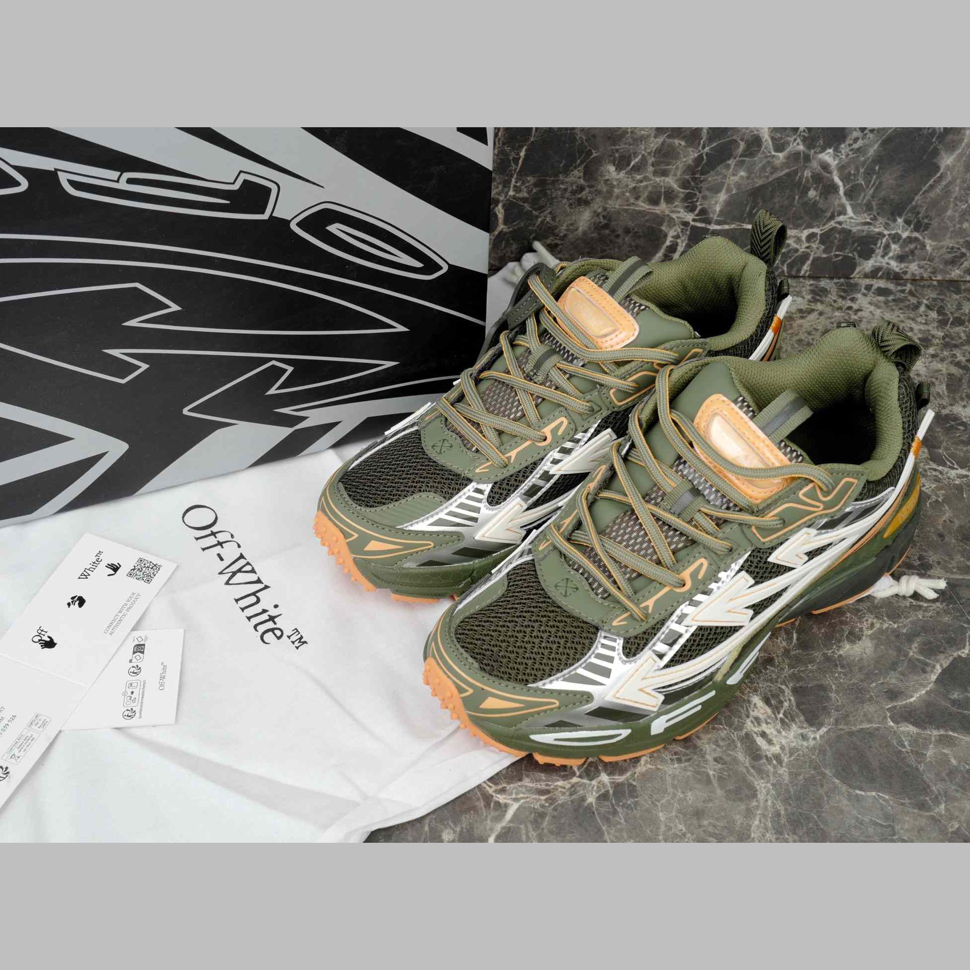 Off-White Be Right Back - DopestKickz