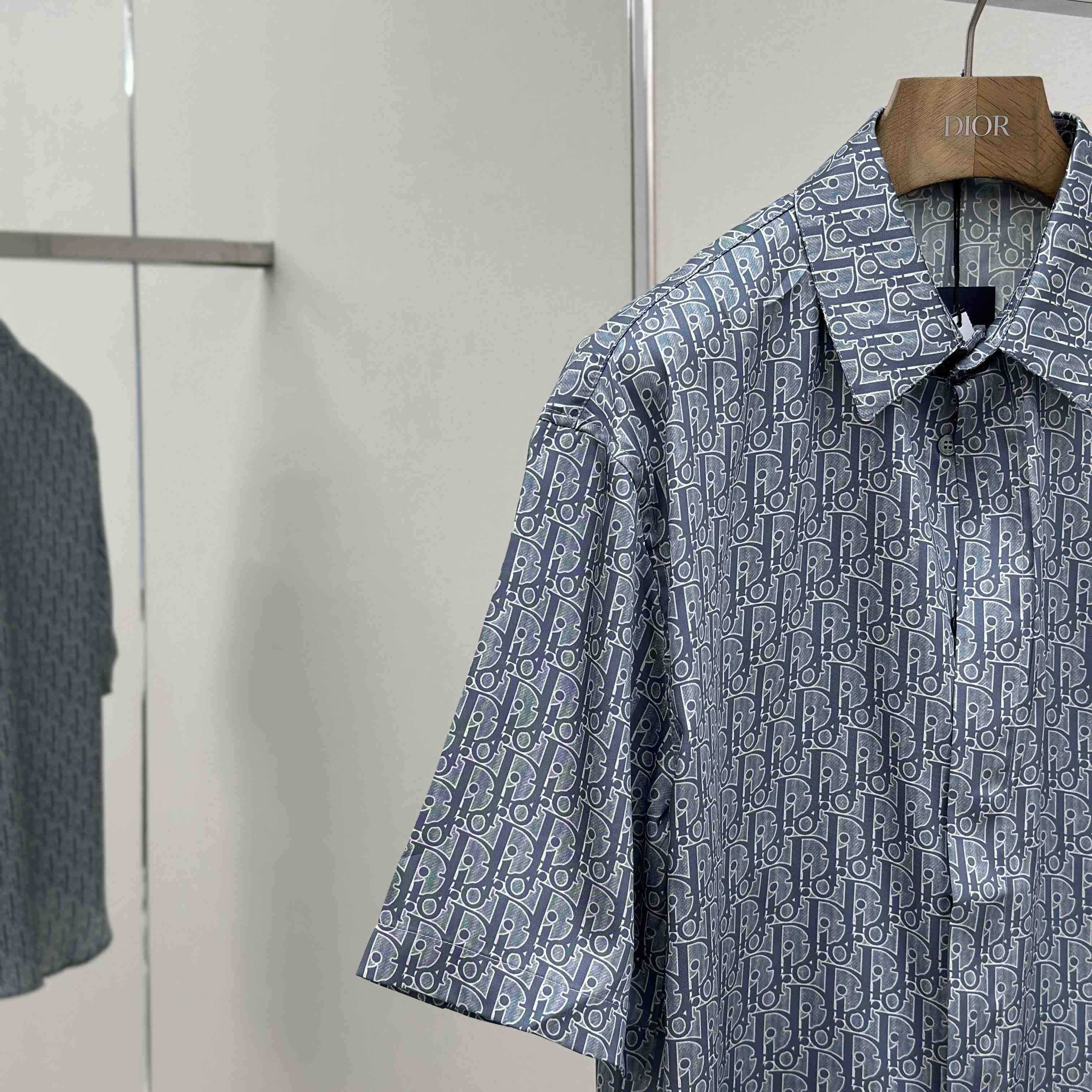 Dior Oblique Short-Sleeved Shirt - DopestKickz