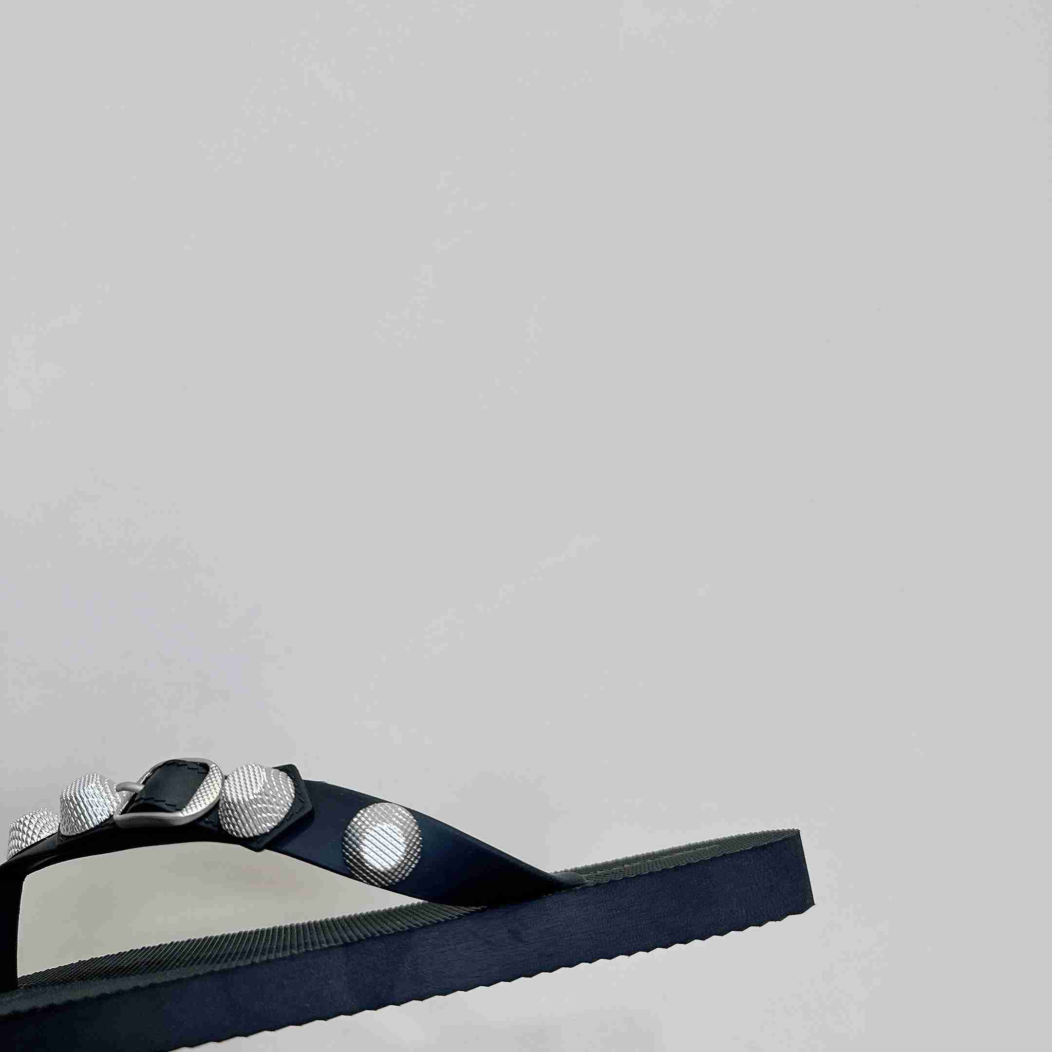 Balenciaga Cagole Thong Sandal In Black - DopestKickz