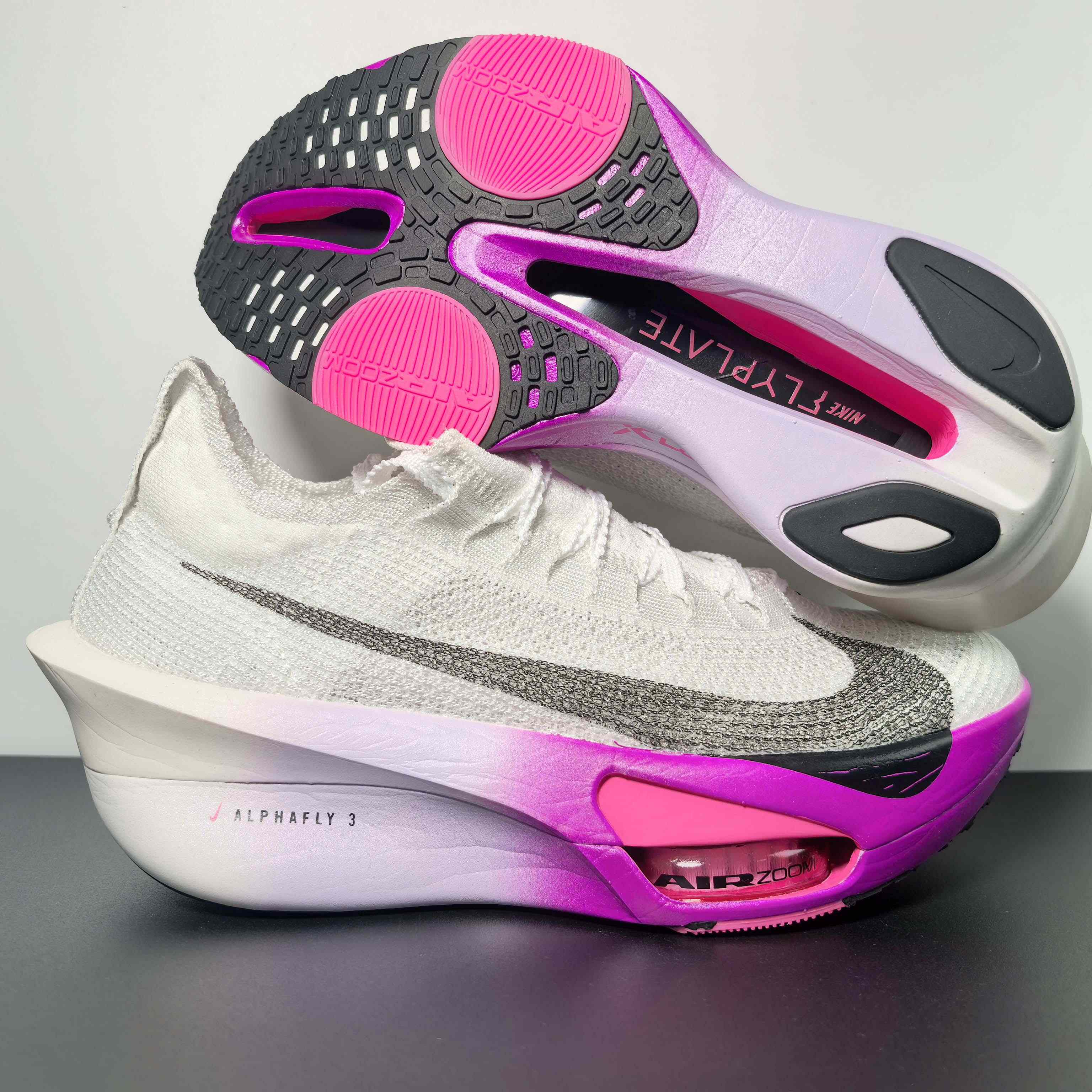 NK Air Zoom Alphafly NEXT% 3   8311-100 - DopestKickz