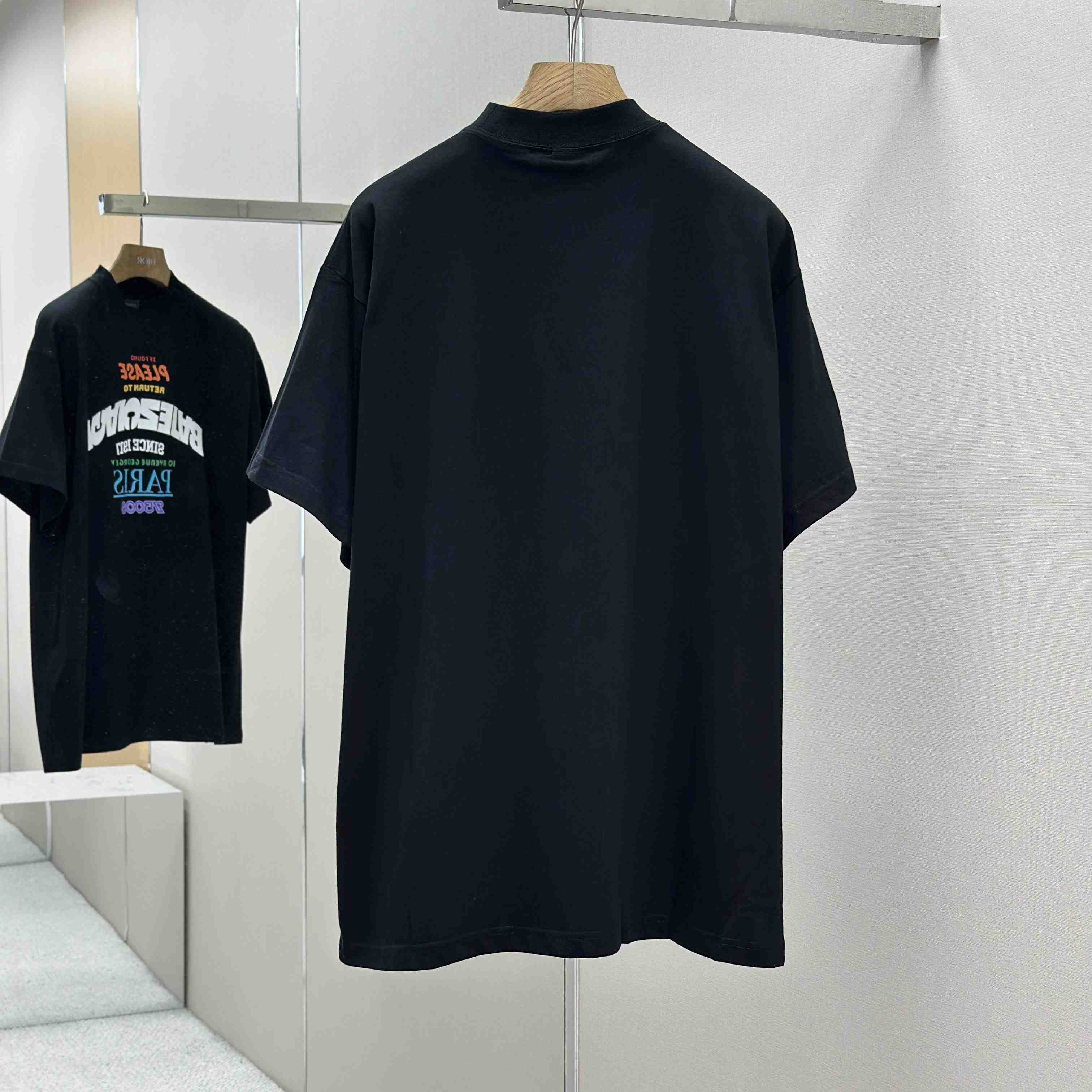 Balenciaga Oversized T-Shirt  - DopestKickz