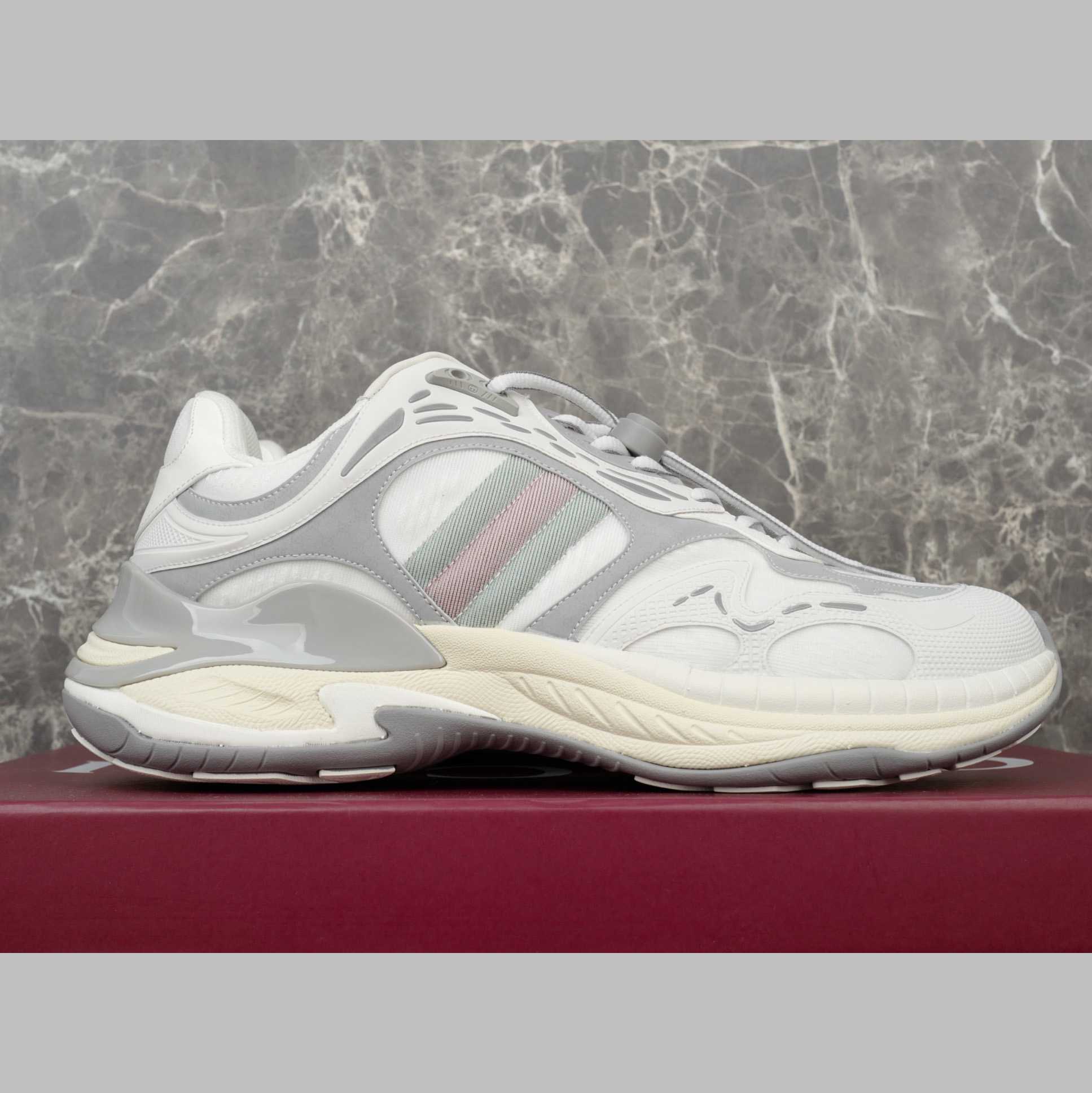 Gucci Men's Gucci 2.0 Sneaker - DopestKickz