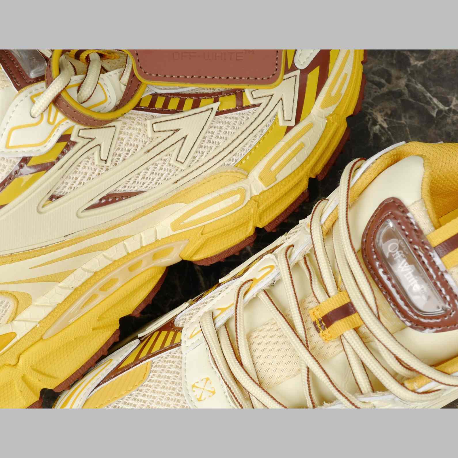 Off-White Be Right Back - DopestKickz