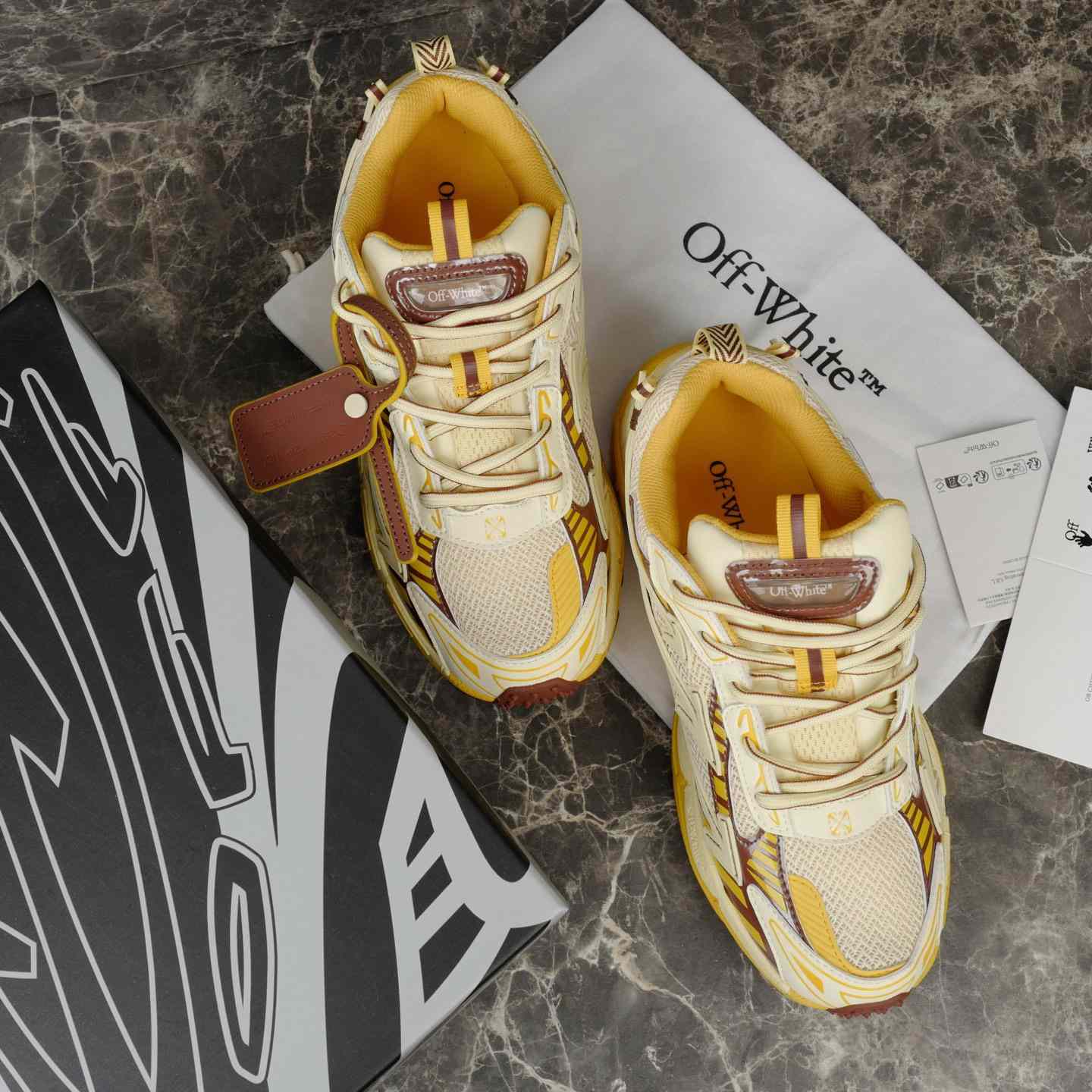Off-White Be Right Back - DopestKickz