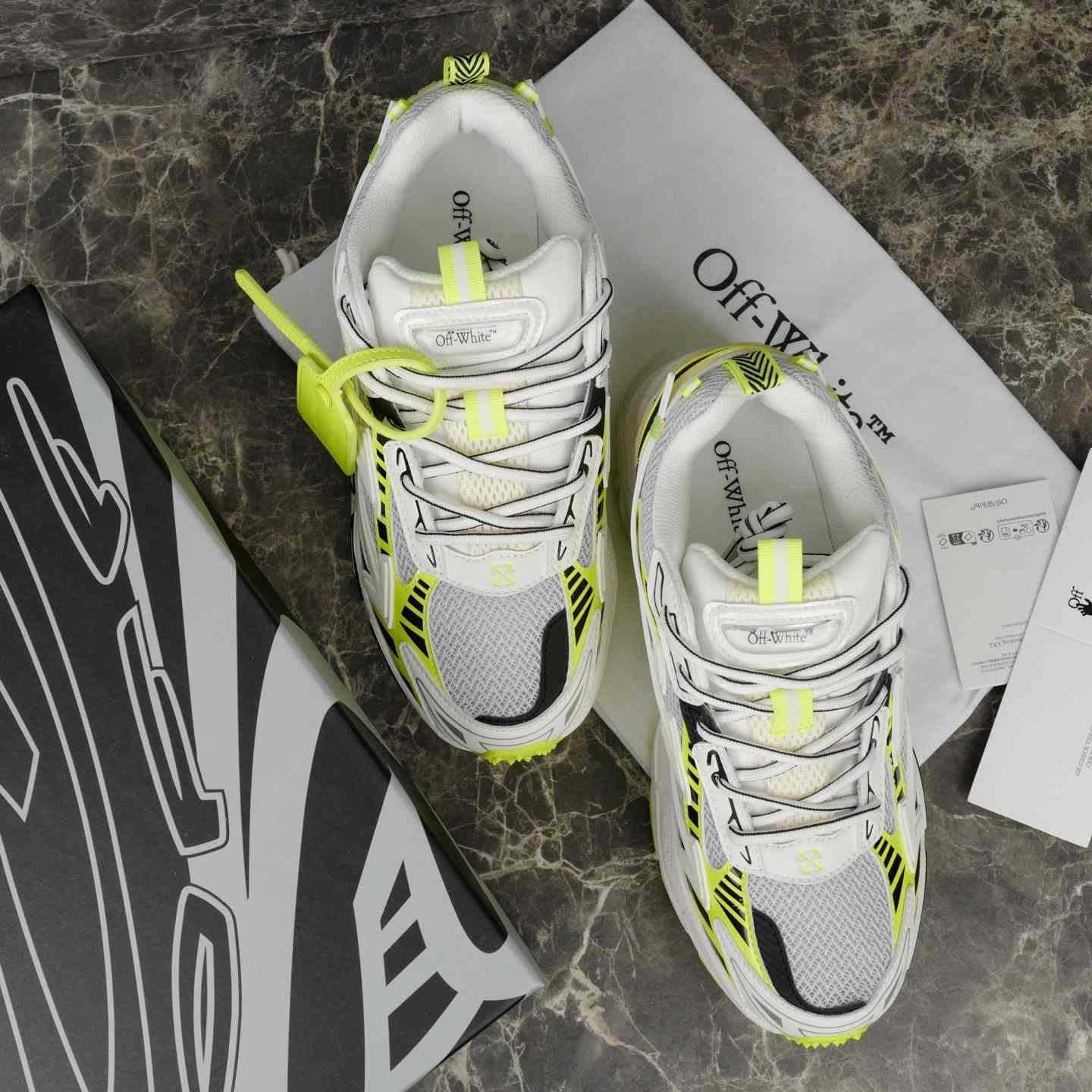 Off-White Be Right Back - DopestKickz