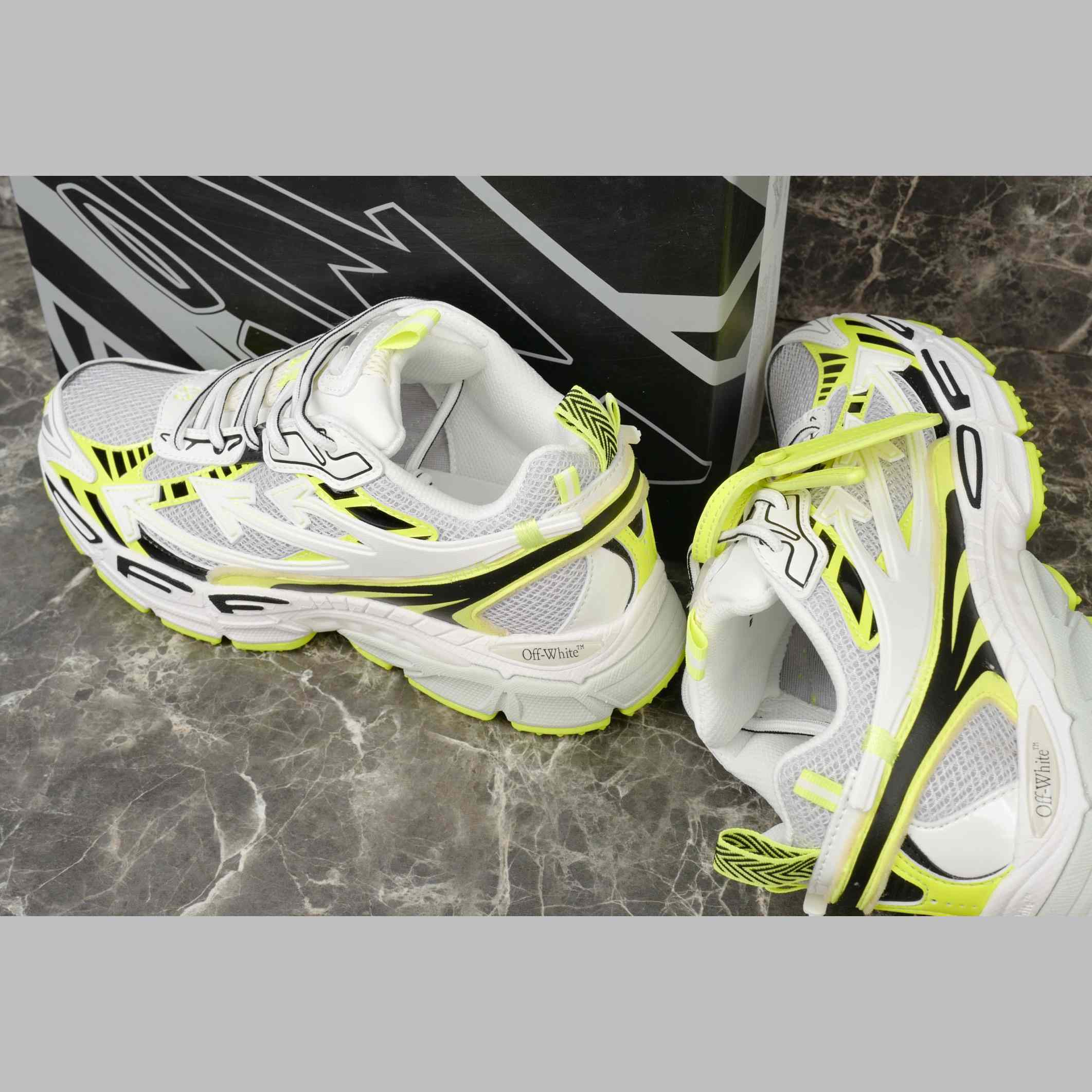 Off-White Be Right Back - DopestKickz