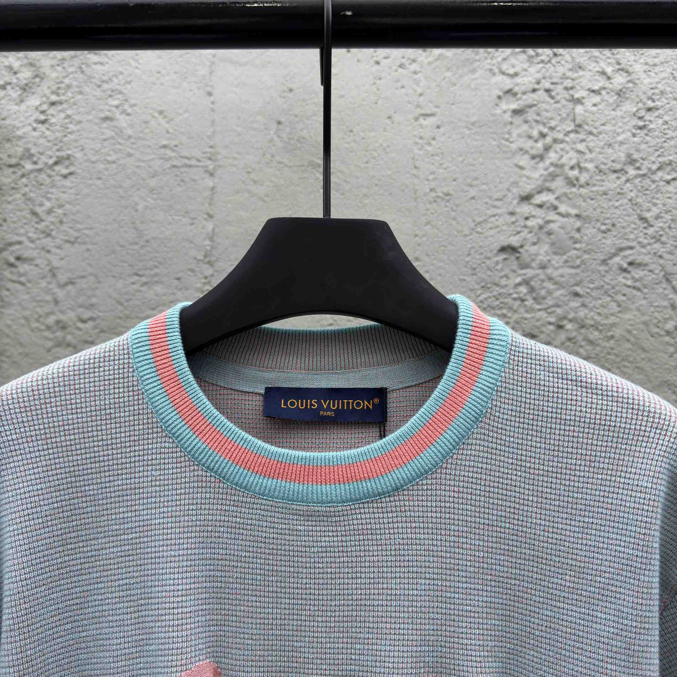 Louis Vuitton Graphic Short-Sleeved Crewneck   1AHVNY - DopestKickz