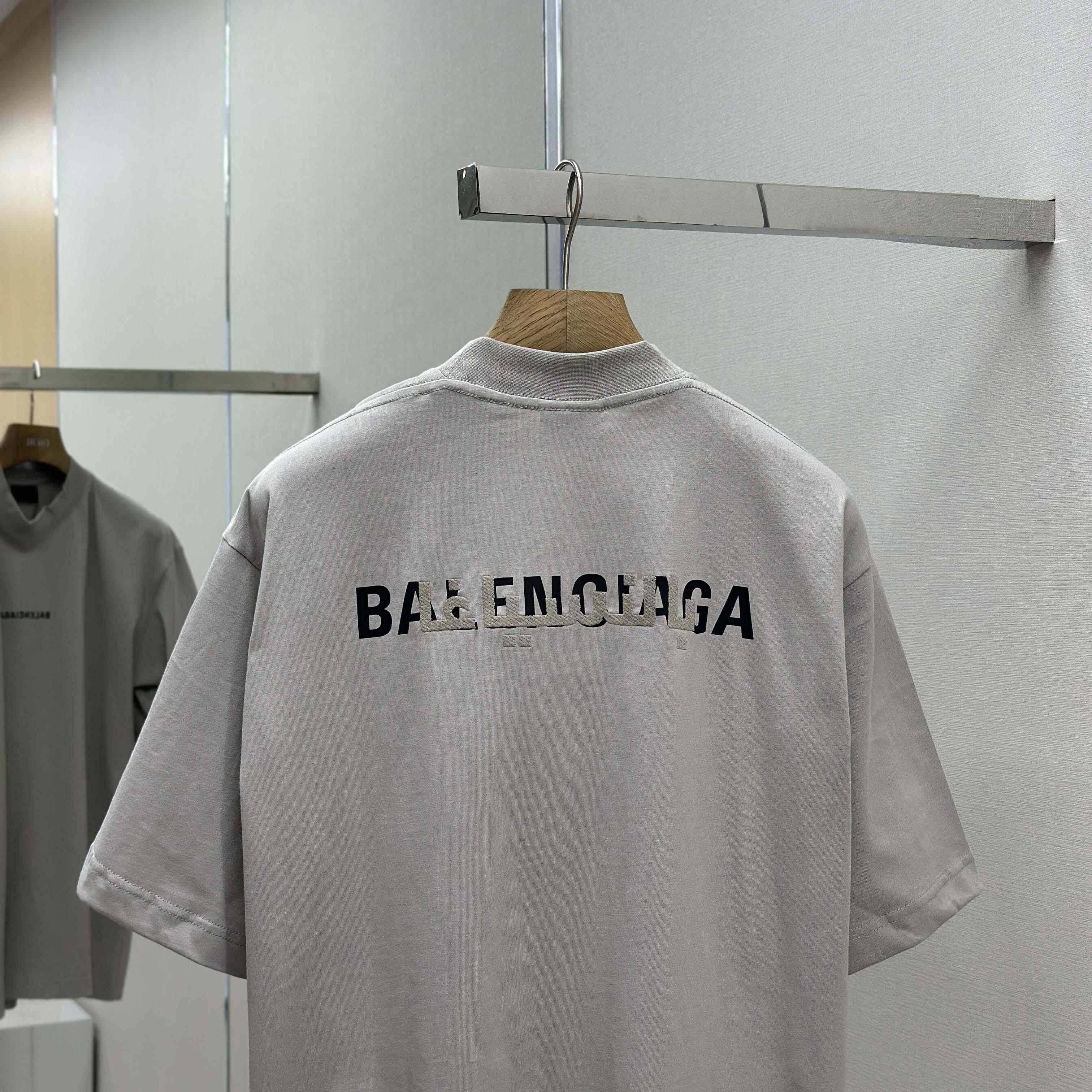 Balenciaga Unisex Medium-fit T-shirt In Vintage-jersey - DopestKickz