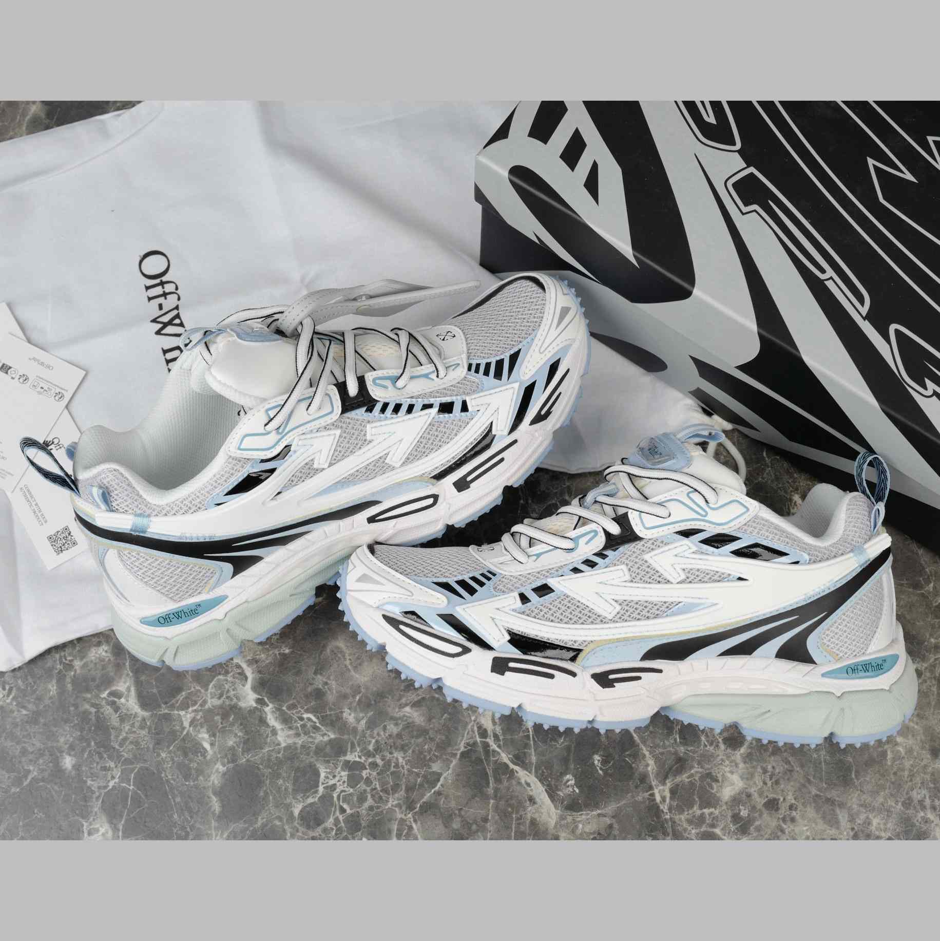 Off-White Be Right Back - DopestKickz