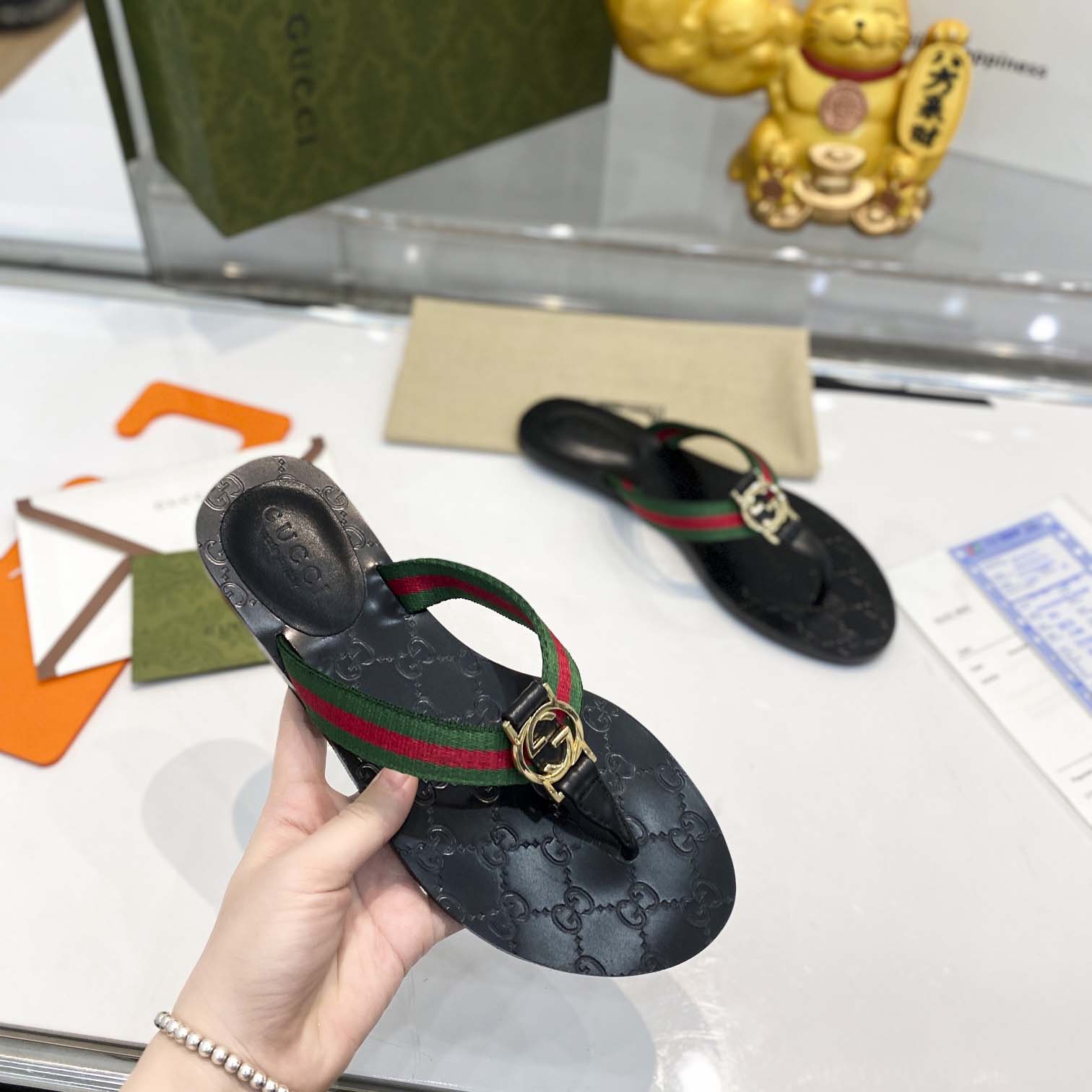Gucci Thong Sandal With Web - DopestKickz