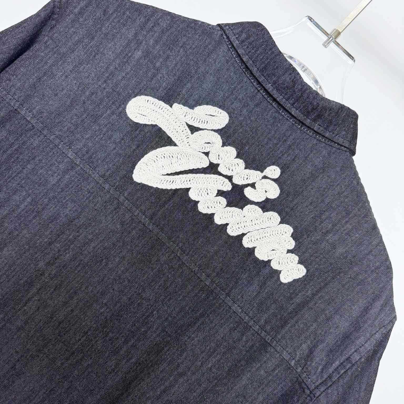 Louis Vuitton Short-Sleeved Chambray Shirt   1AHVW4 - DopestKickz