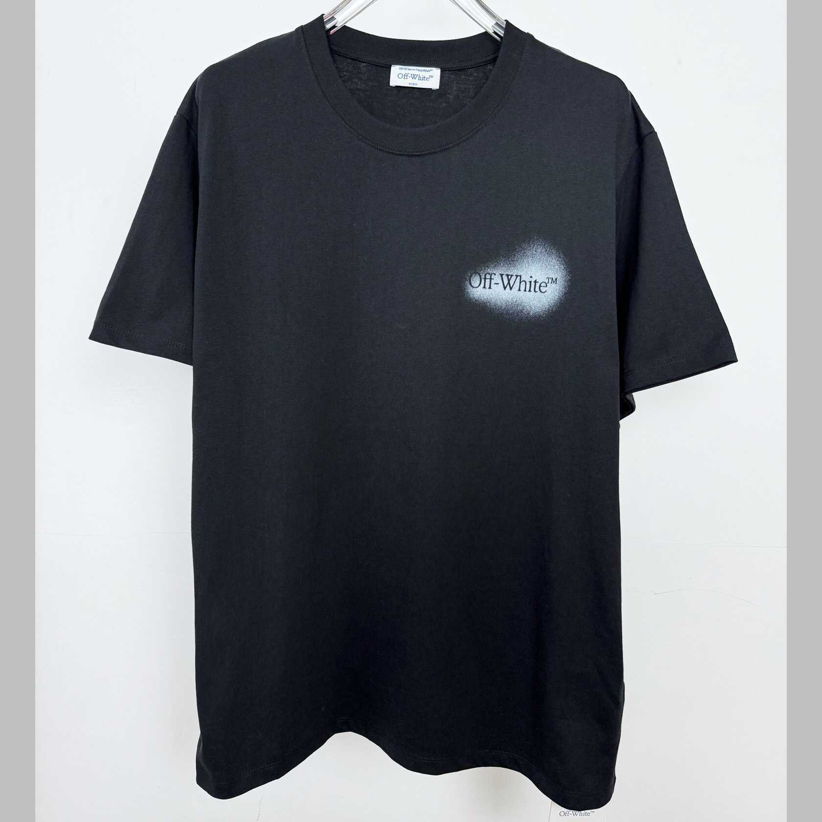 Off-White Spray Arrow T-Shirt - DopestKickz