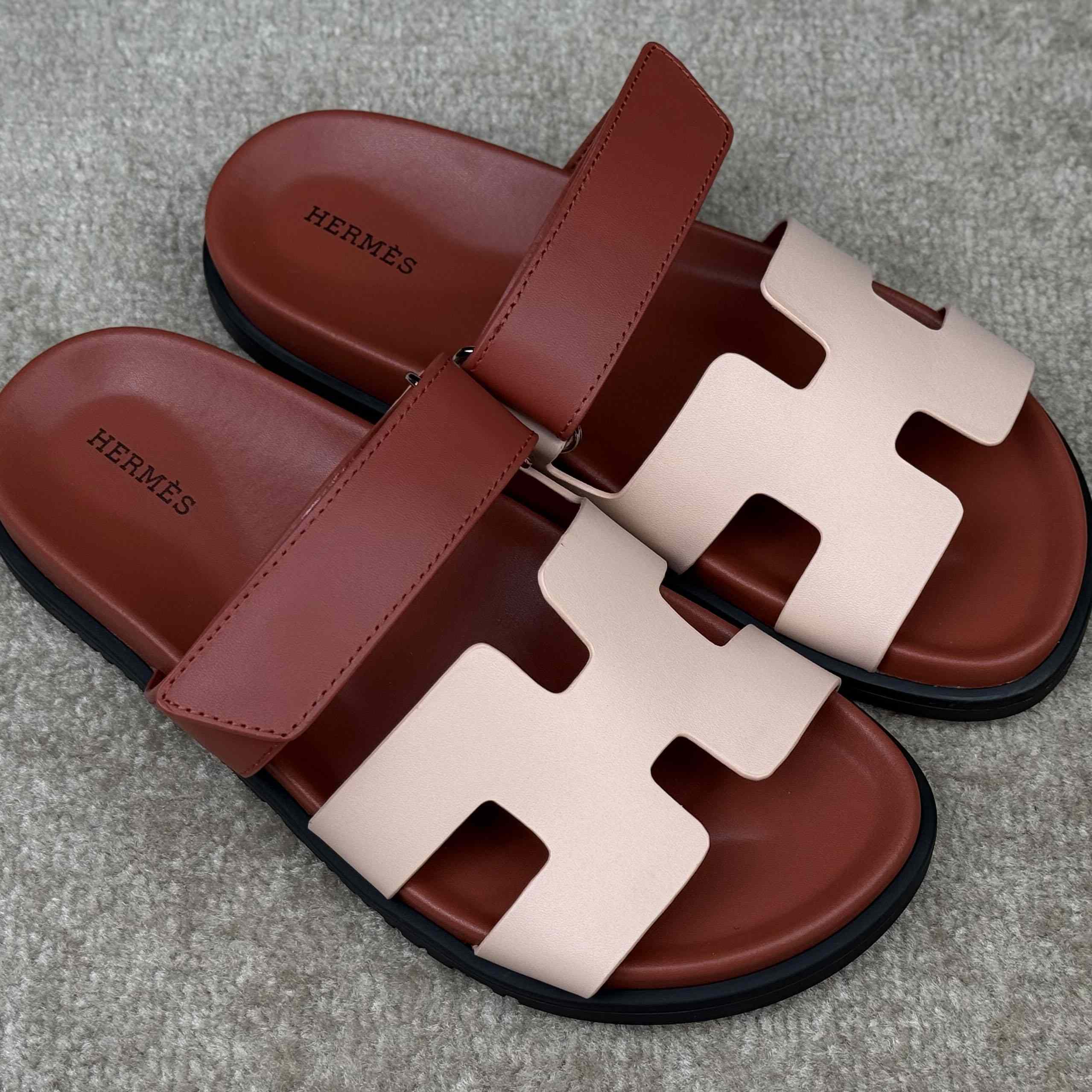 Hermes Chypre Sandal - DopestKickz