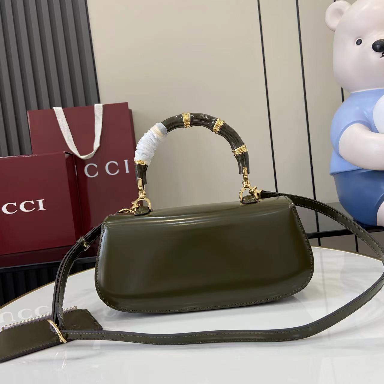 Gucci Bamboo DIva Medium Bag - DopestKickz