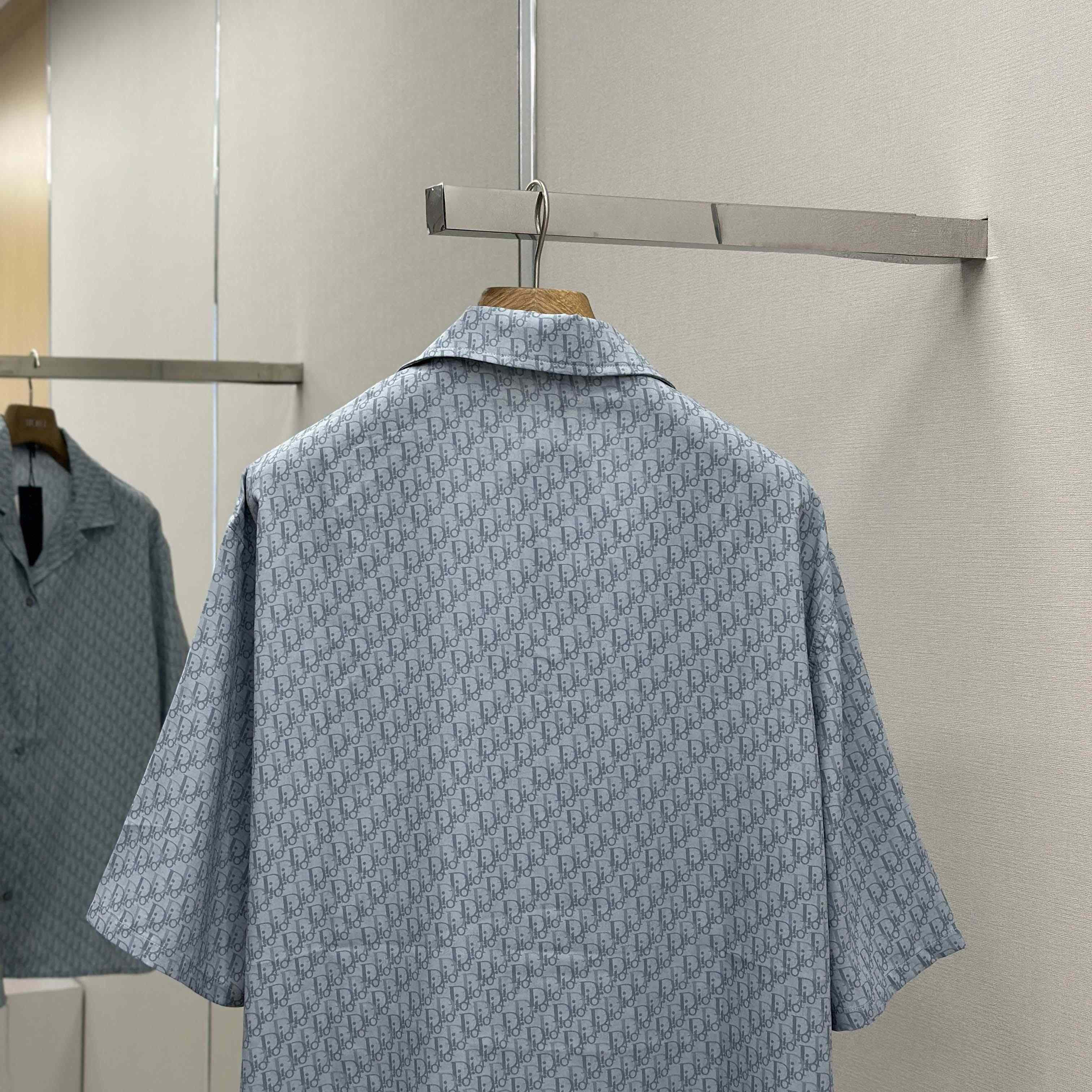 Dior Oblique Short-Sleeved Shirt - DopestKickz