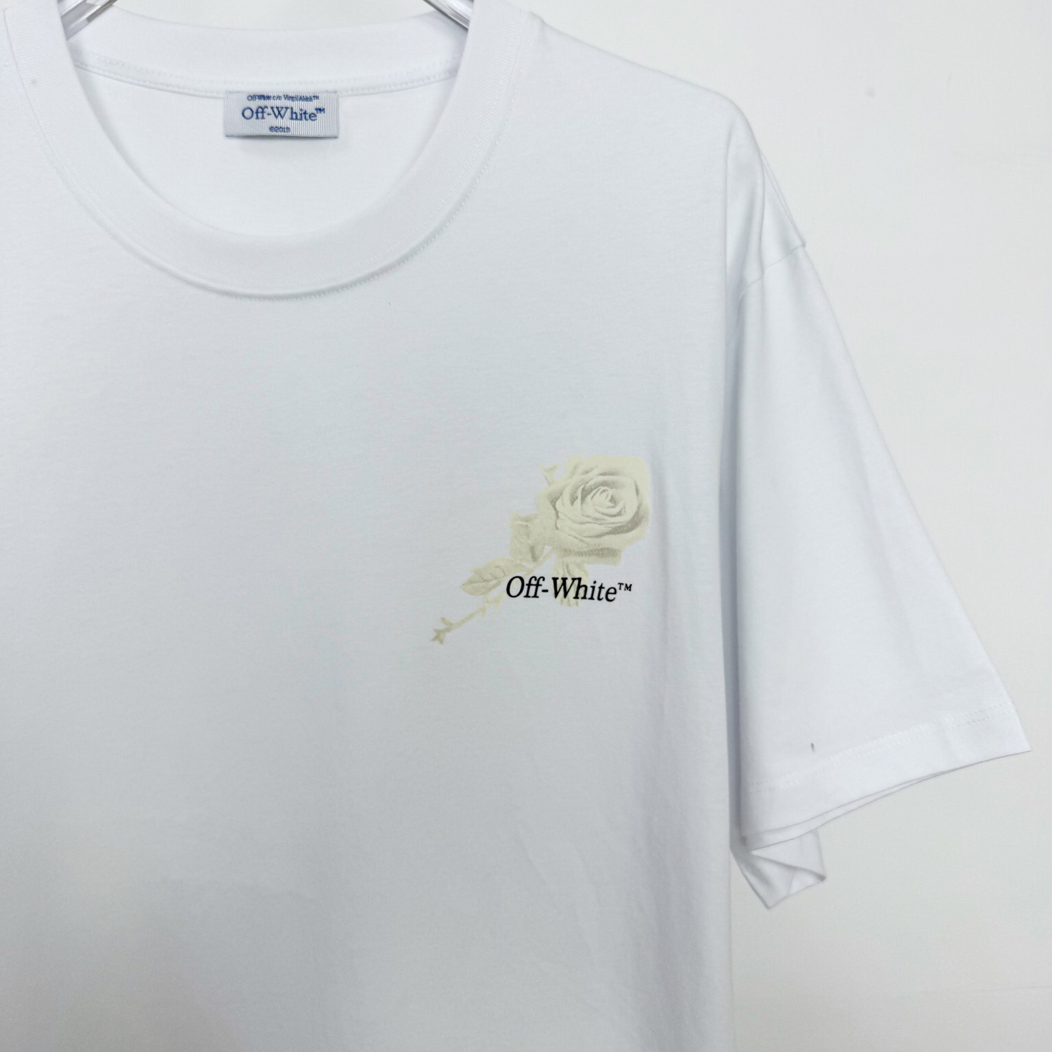 Off-White Roses Arrows-print T-shirt  - DopestKickz