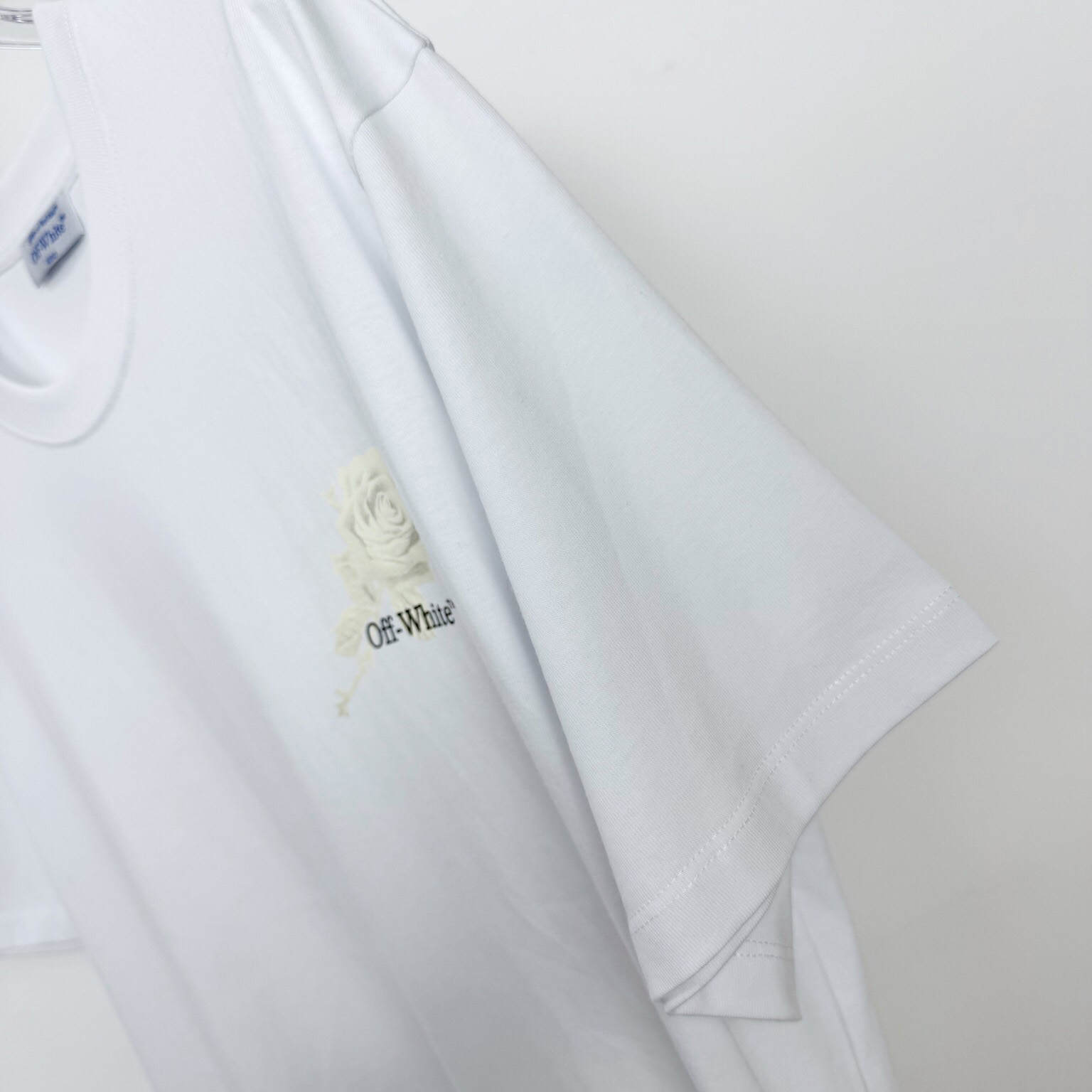 Off-White Roses Arrows-print T-shirt  - DopestKickz