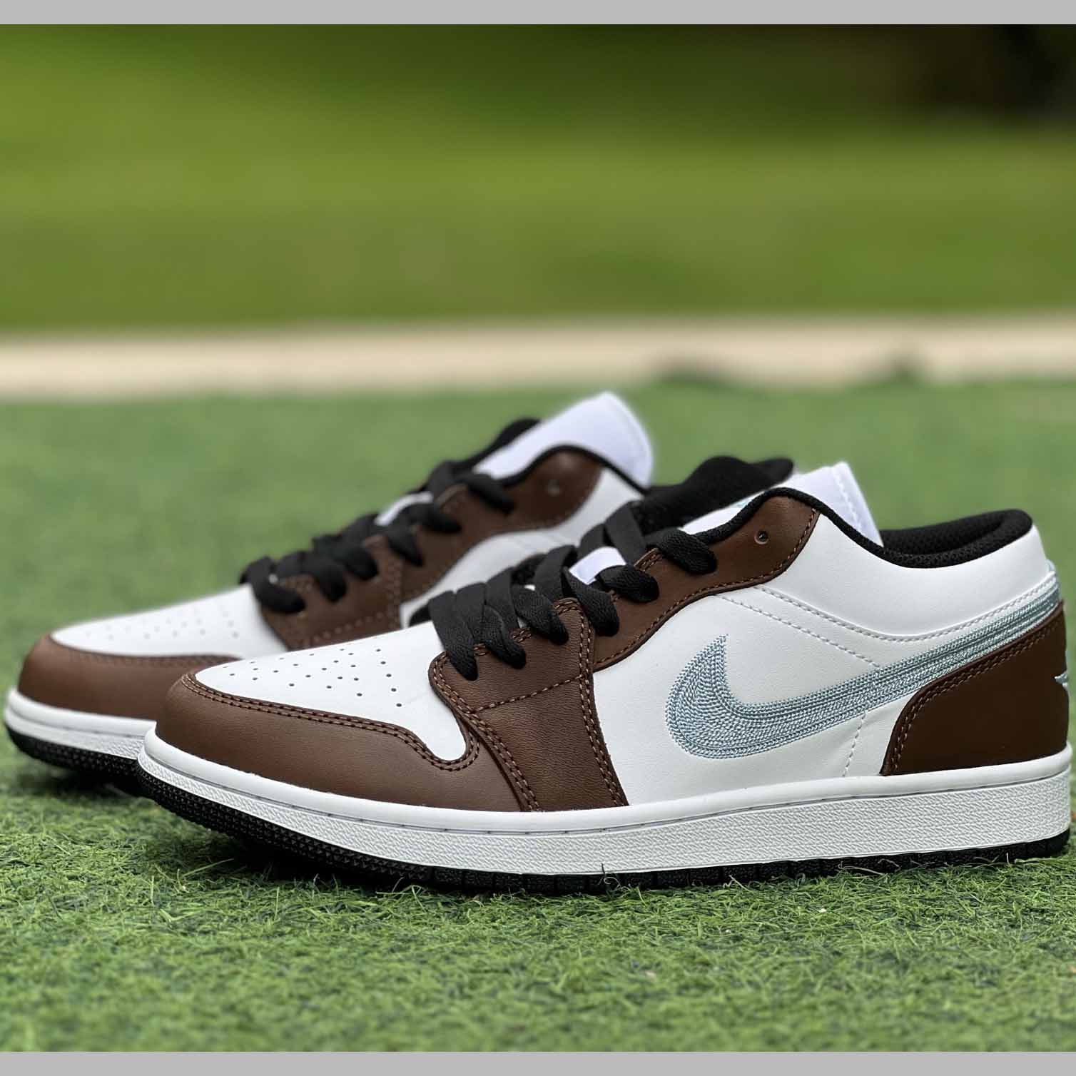 Air Jordan 1 Low    FQ7832-142 - DopestKickz