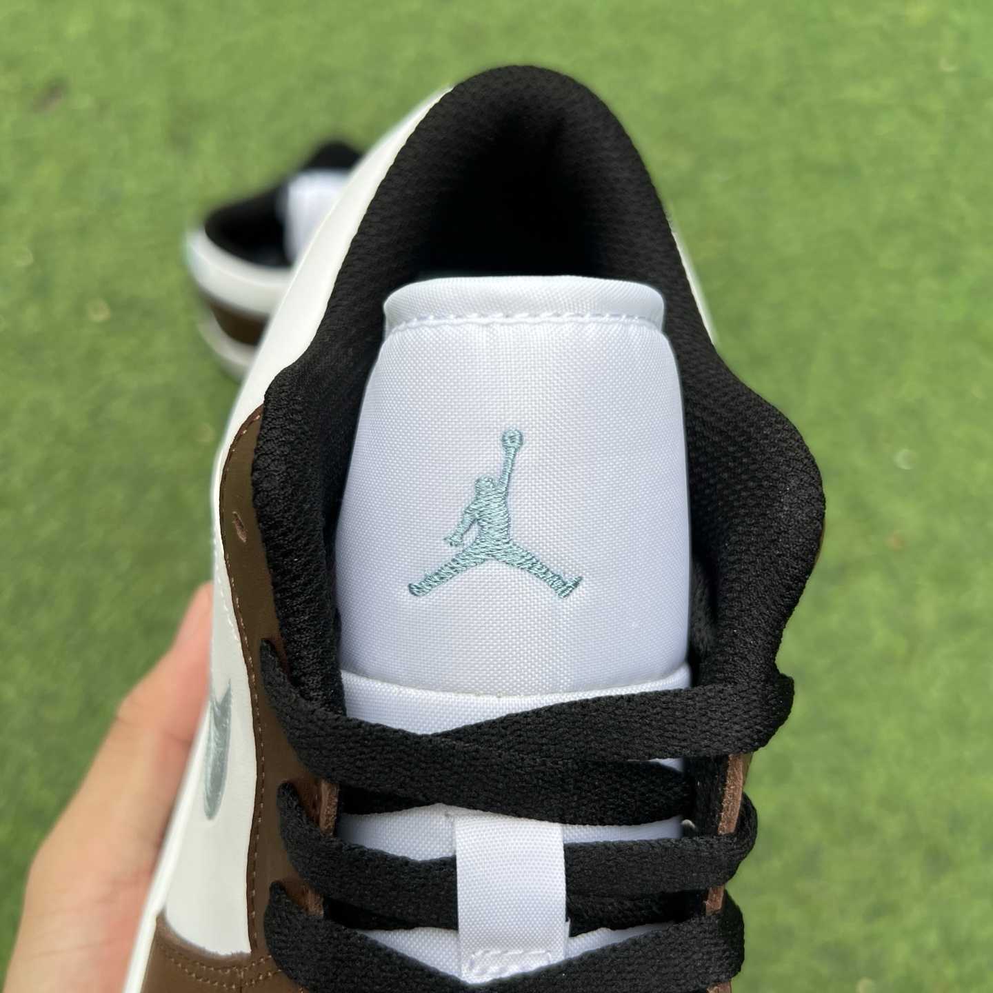 Air Jordan 1 Low    FQ7832-142 - DopestKickz