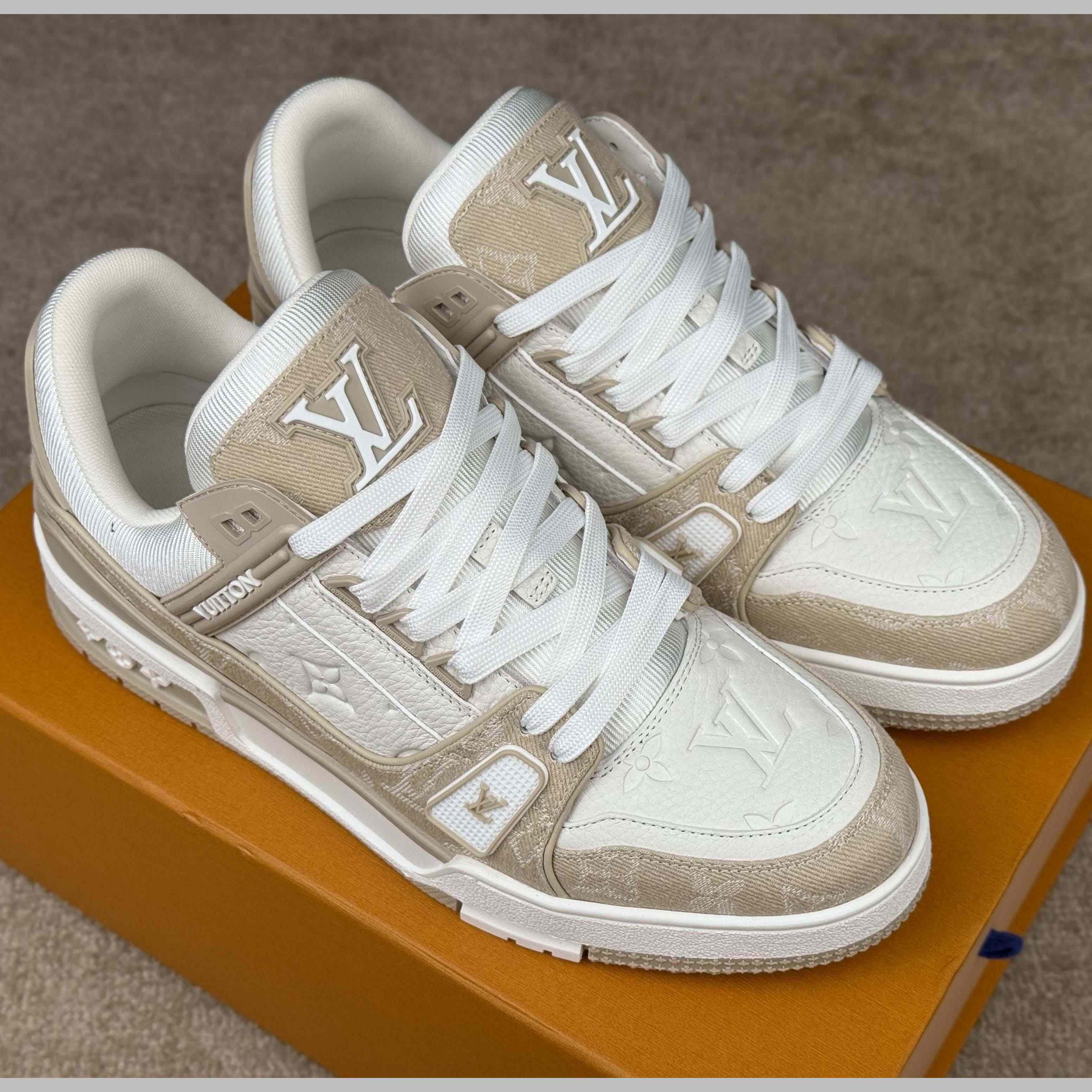 Louis Vuitton LV Trainer Sneaker   1AIKMG - DopestKickz
