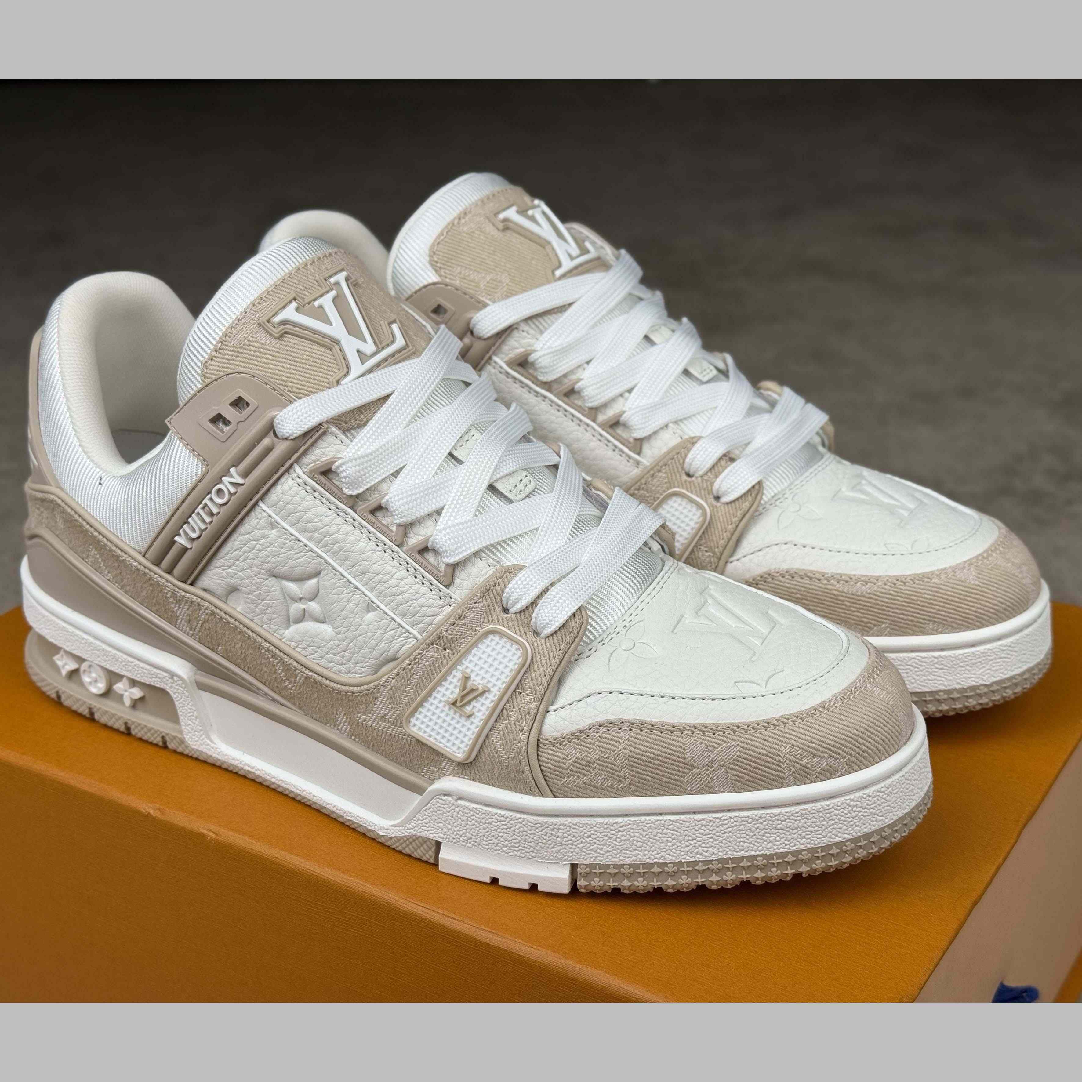 Louis Vuitton LV Trainer Sneaker   1AIKMG - DopestKickz